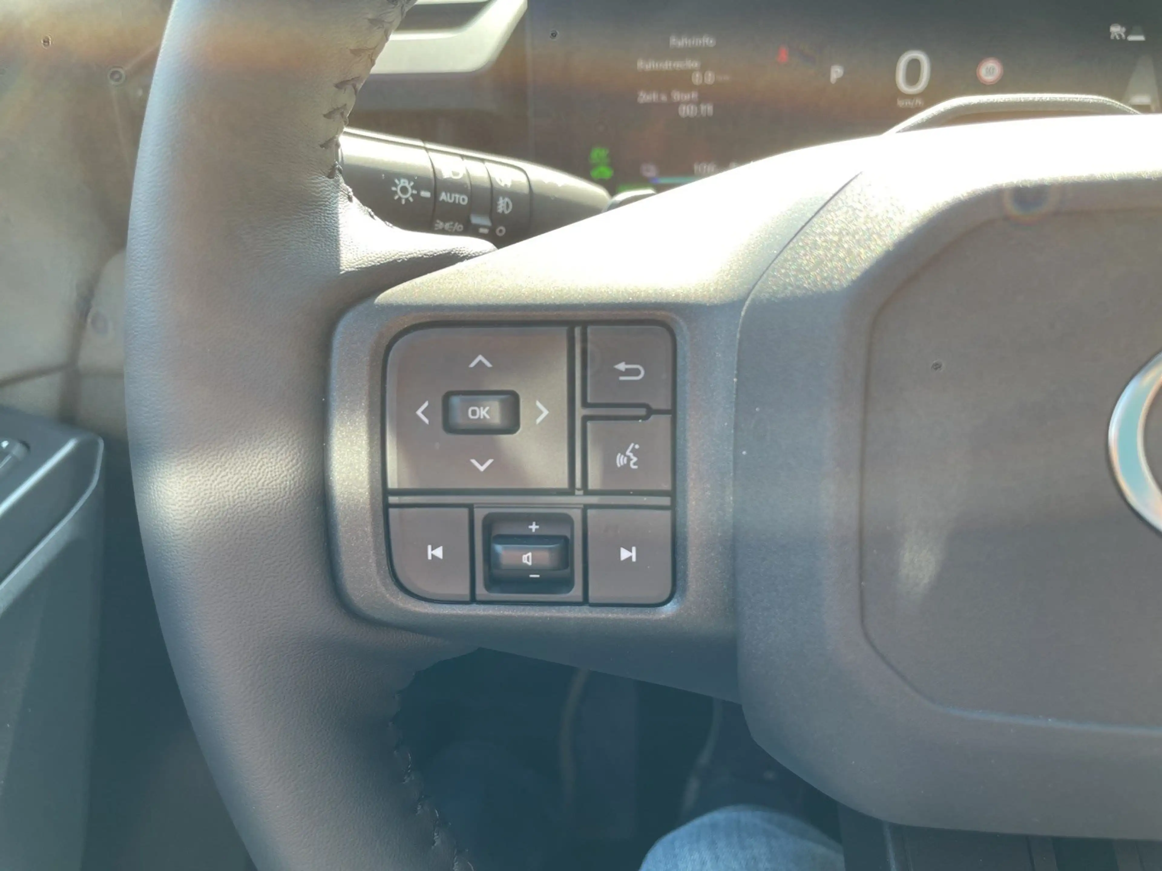 Toyota RAV 4 RAV4 2.5 Plug-in Hybrid 200 kW FWD Style + Comfort — photo 11