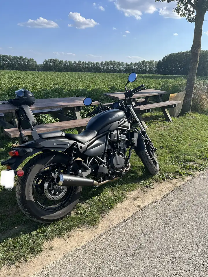 Kawasaki Eliminator 500