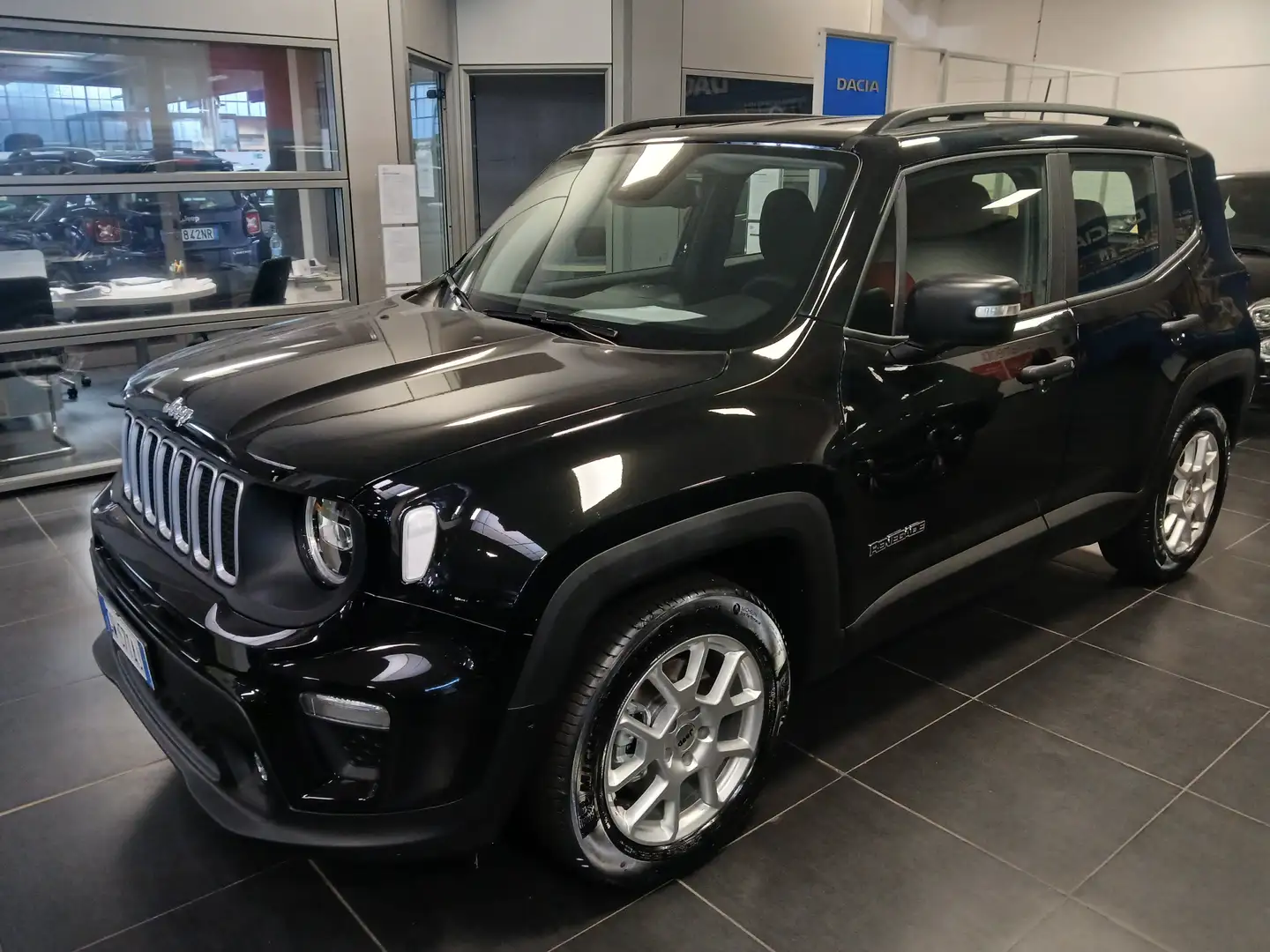 Jeep Renegade Renegade 1.5 turbo t4 mhev Altitude 2wd dct Negro - 1