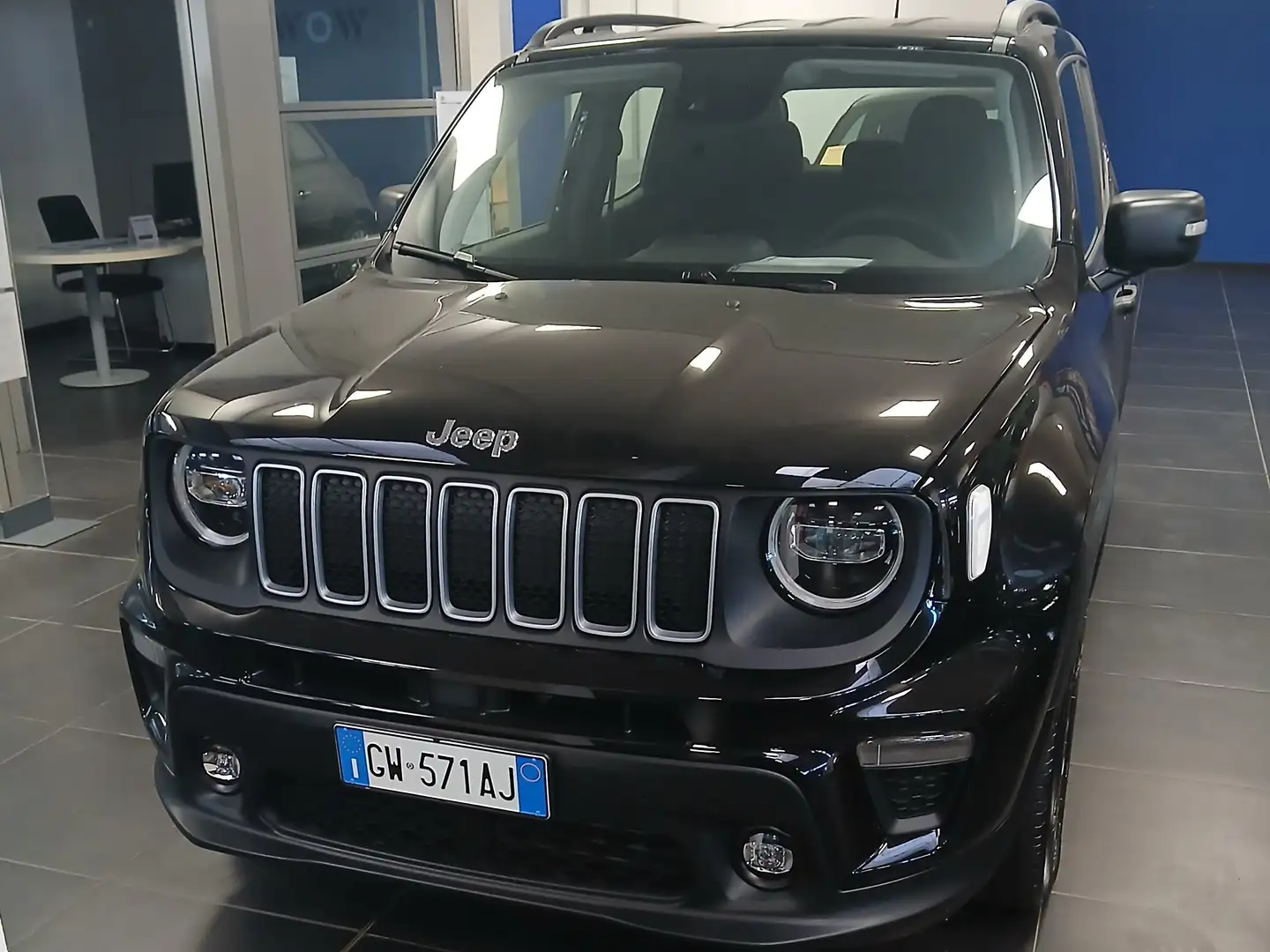 Jeep Renegade Renegade 1.5 turbo t4 mhev Altitude 2wd dct Negro - 2
