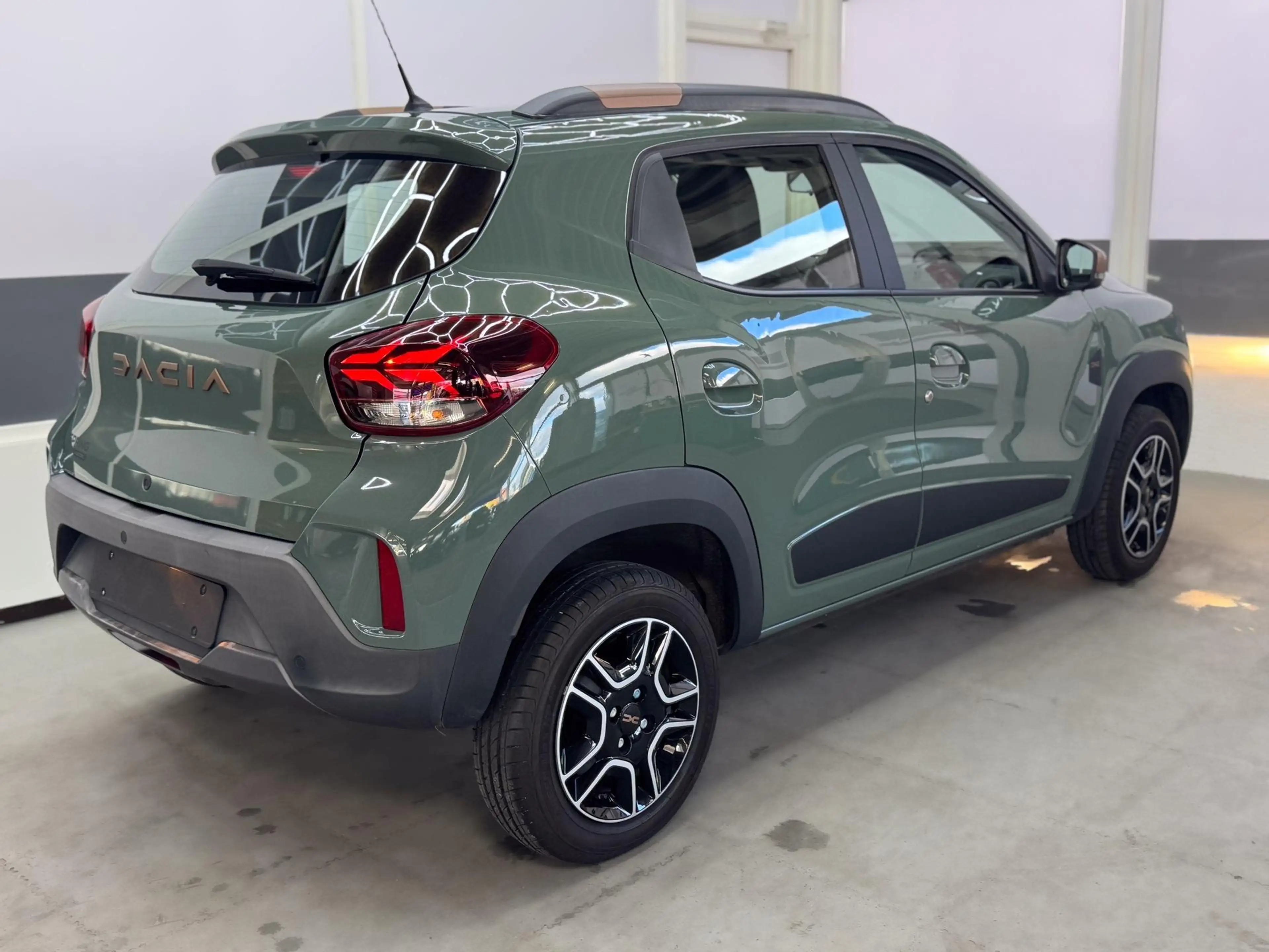 Dacia Spring EXTREME 65 ELECTRIC 26,8kWh NAVI RFK PDC 26,8kW... — photo 5