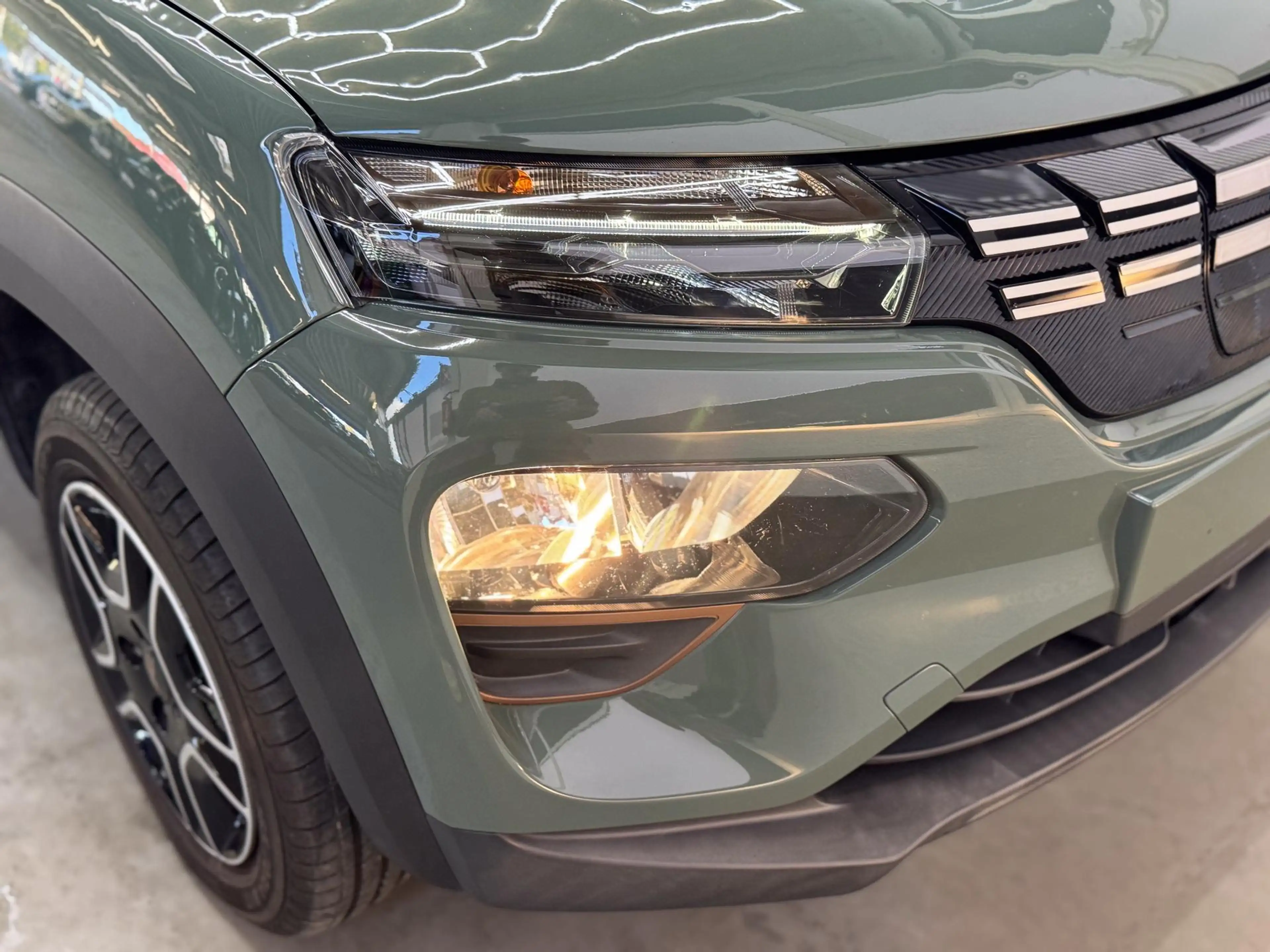 Dacia Spring EXTREME 65 ELECTRIC 26,8kWh NAVI RFK PDC 26,8kW... — photo 9