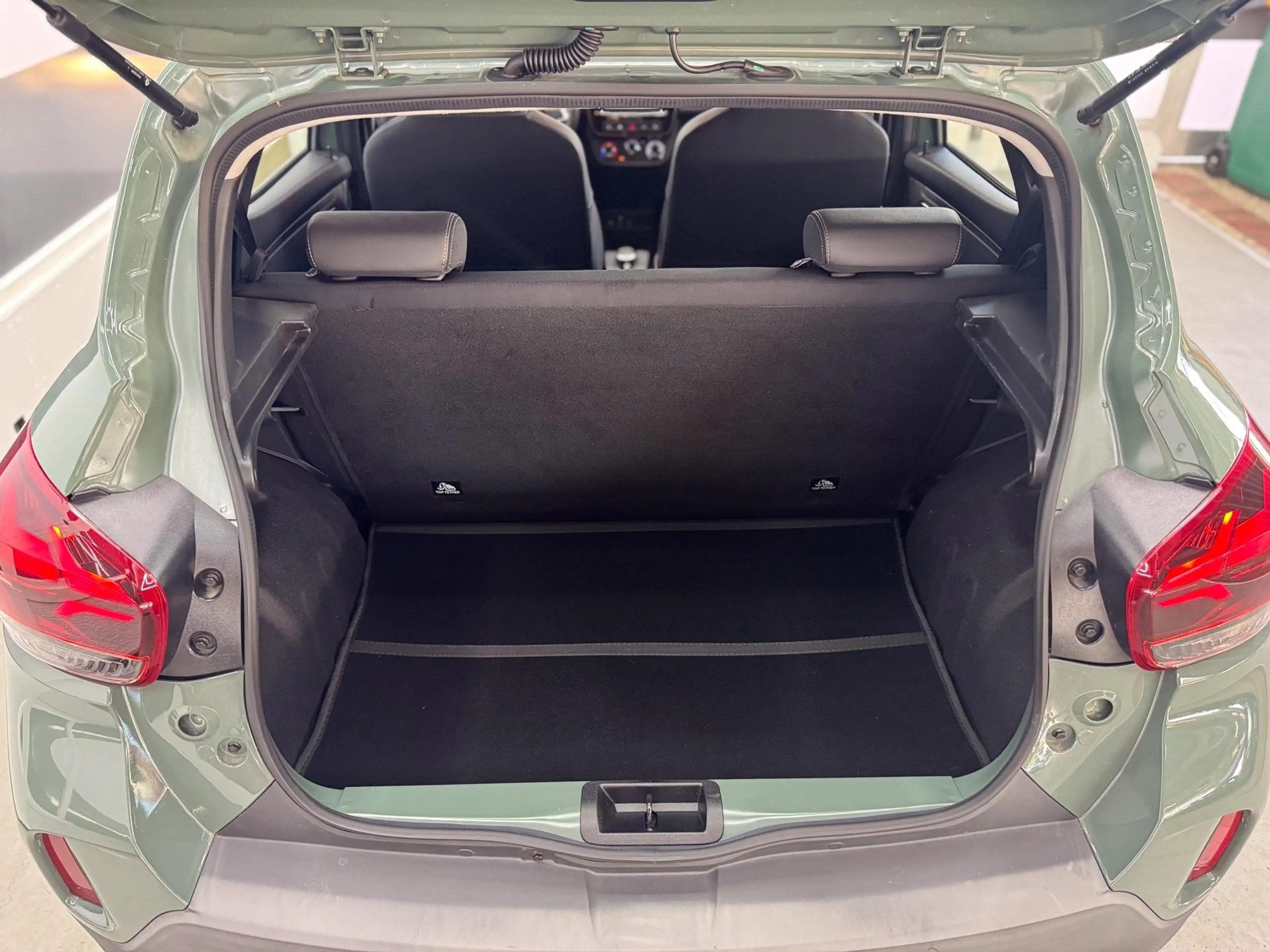 Dacia Spring EXTREME 65 ELECTRIC 26,8kWh NAVI RFK PDC 26,8kW... — photo 7