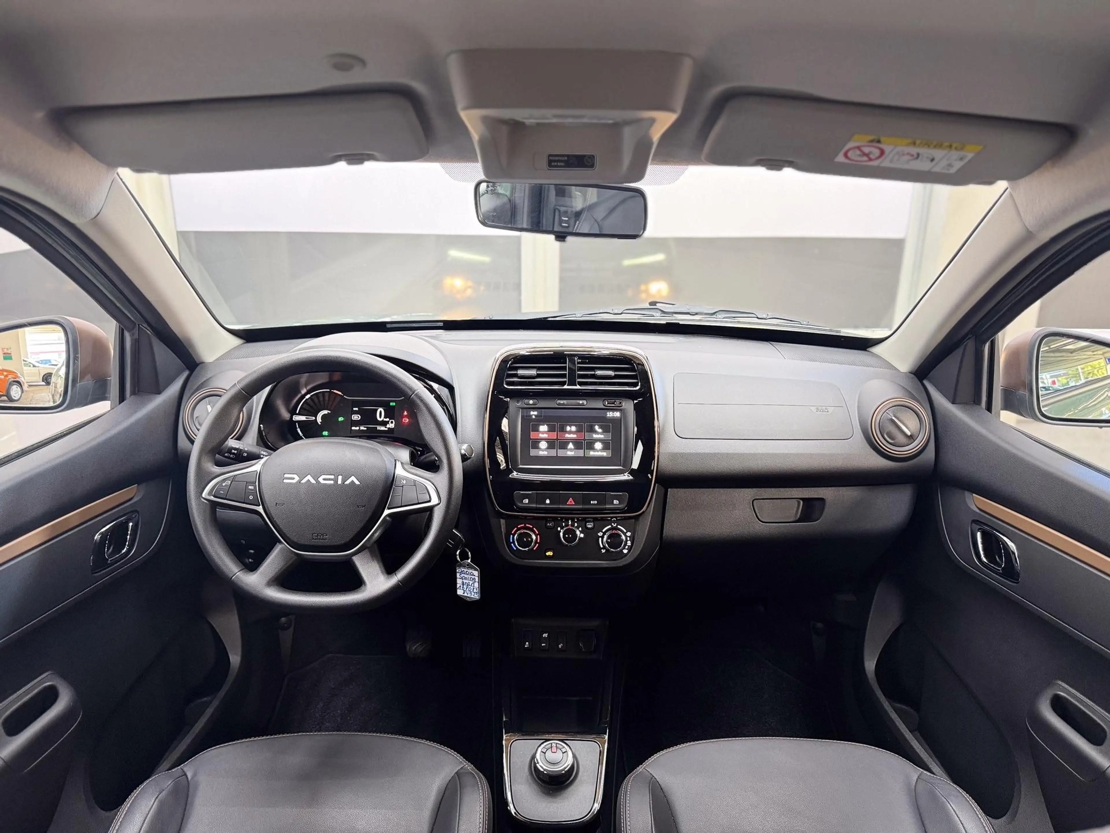 Dacia Spring EXTREME 65 ELECTRIC 26,8kWh NAVI RFK PDC 26,8kW... — photo 10