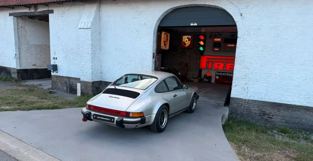 Porsche 911 Carrera 3.2 Coupé Zinc Metallic L956, foto 4