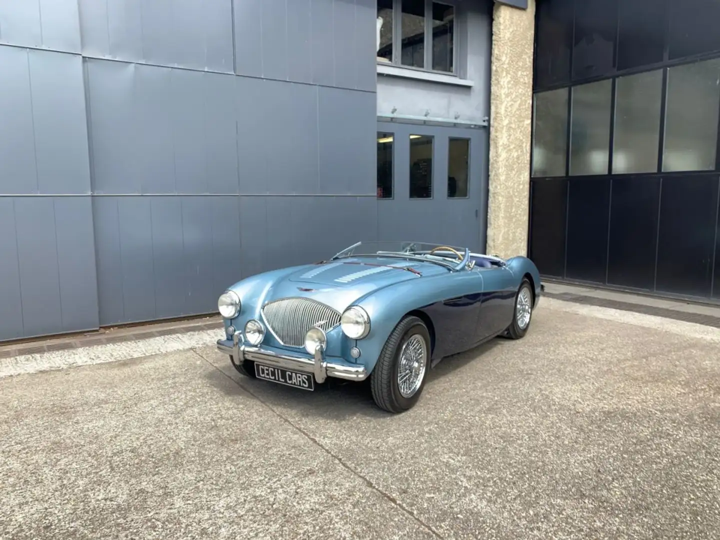 Austin-Healey 100 100/4 BN1 - 1