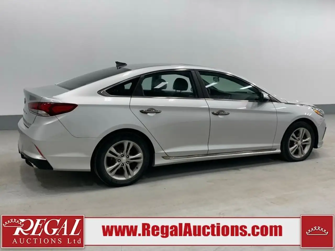 Hyundai SONATA photo Hyundai SONATA