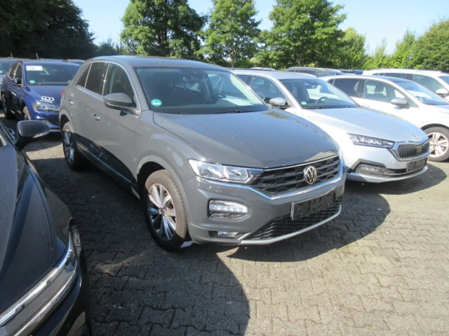 Volkswagen T-Roc Style 1.0 TSI NAVI ALU APS SITZHEIZUNG CLIMATRONIC Grau - 1