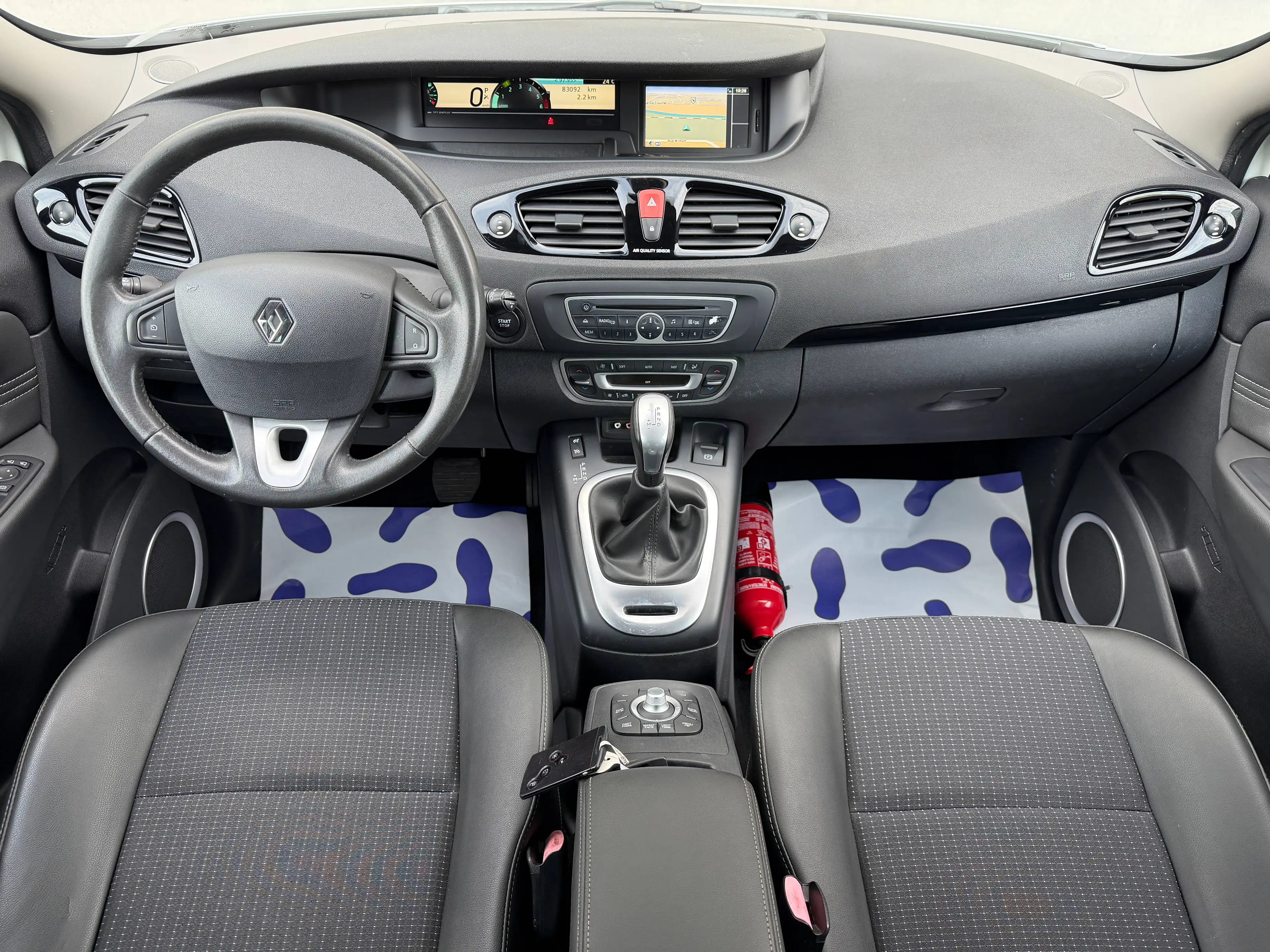 Renault Scenic Scenic 1.5 dCi EDC/BOITE AUTO/BLUETOOTH/GPS/CRUISE/GARANTIE 12 MOIS — photo 5
