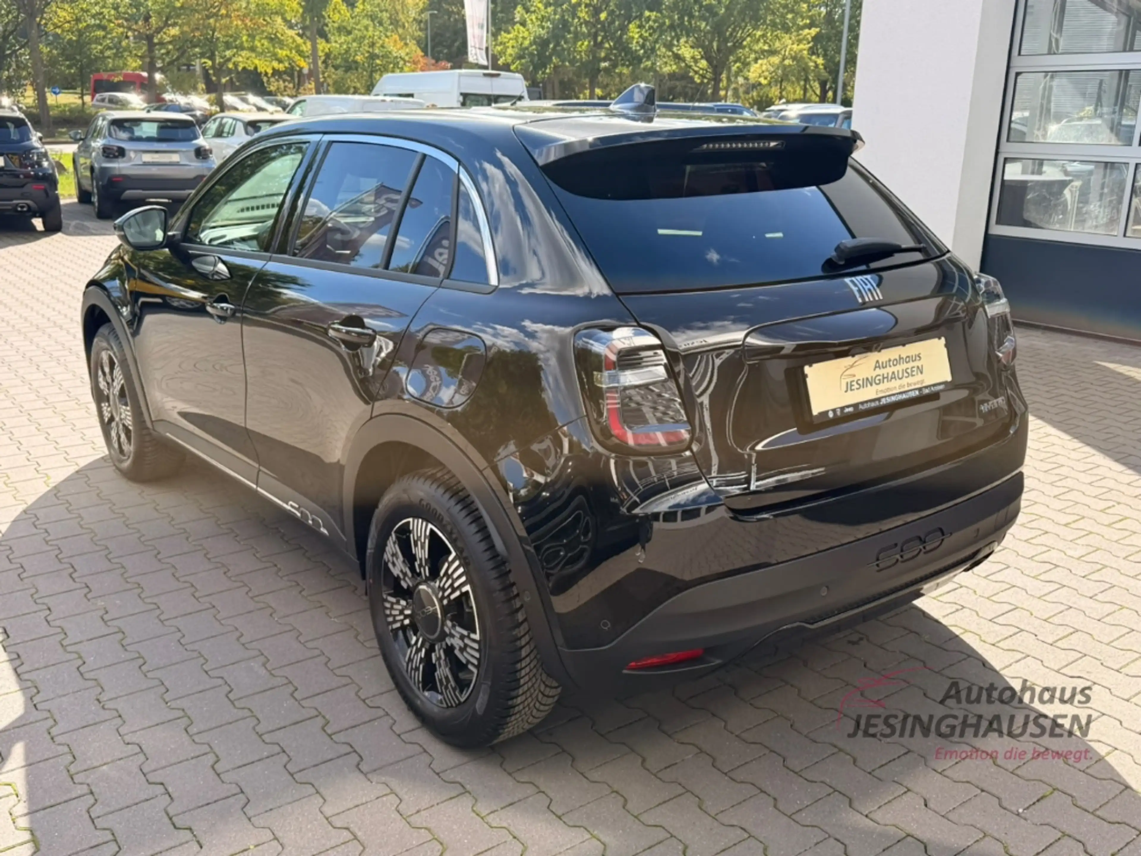 Fiat 600 Hybrid La Prima Navi*LED*SHZ*RFK*360°PDCEl. Heckkl — photo 10