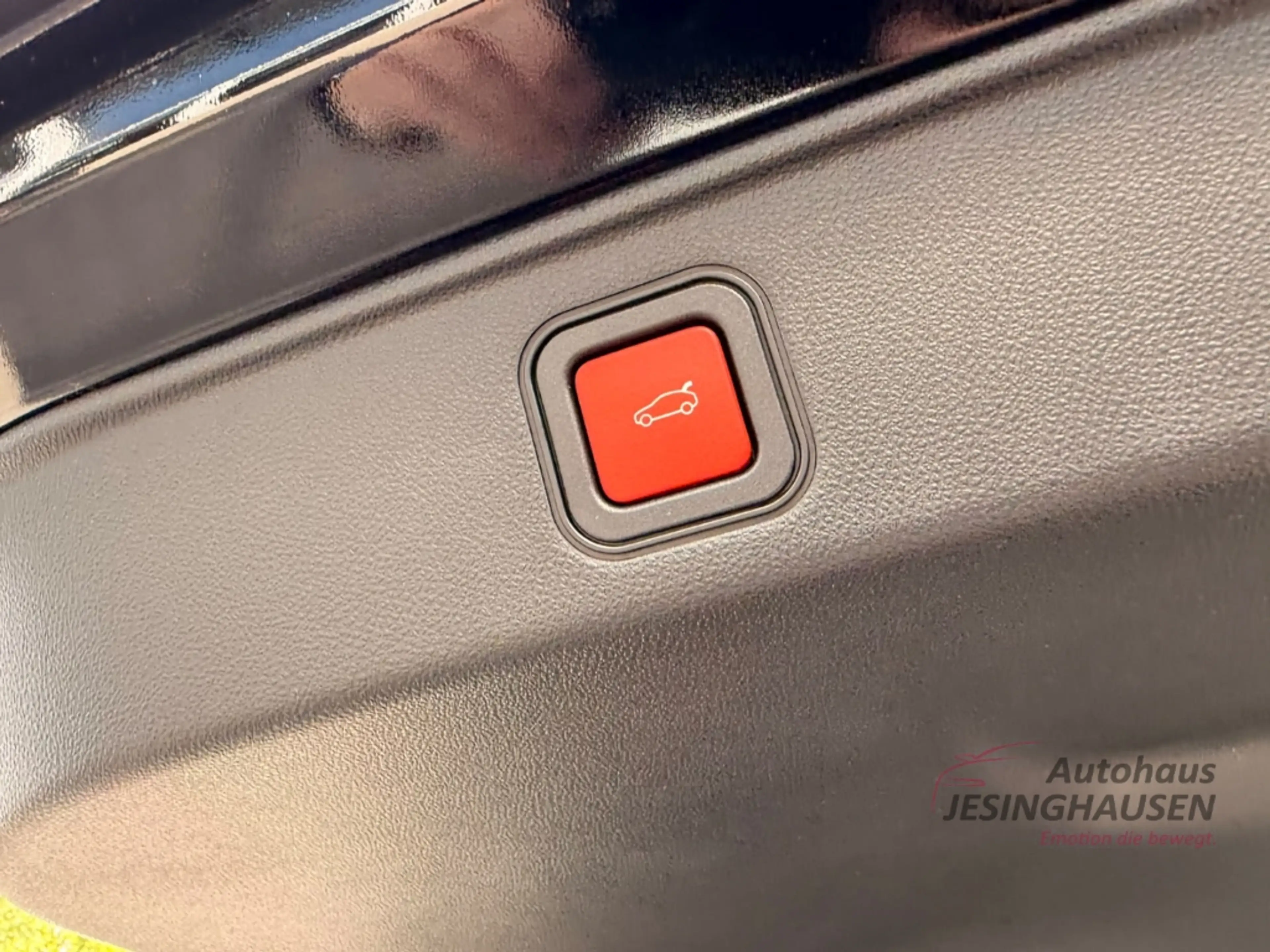 Fiat 600 Hybrid La Prima Navi*LED*SHZ*RFK*360°PDCEl. Heckkl — photo 9