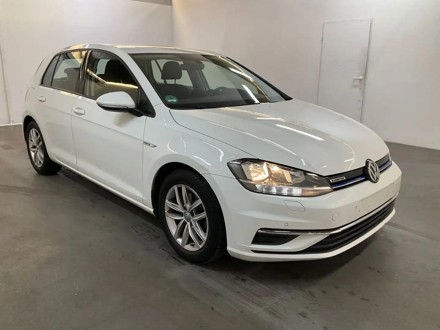 Volkswagen Golf VII 1.5 TSI Comfortline BlueMotion 1.Hd. Weiß - 1