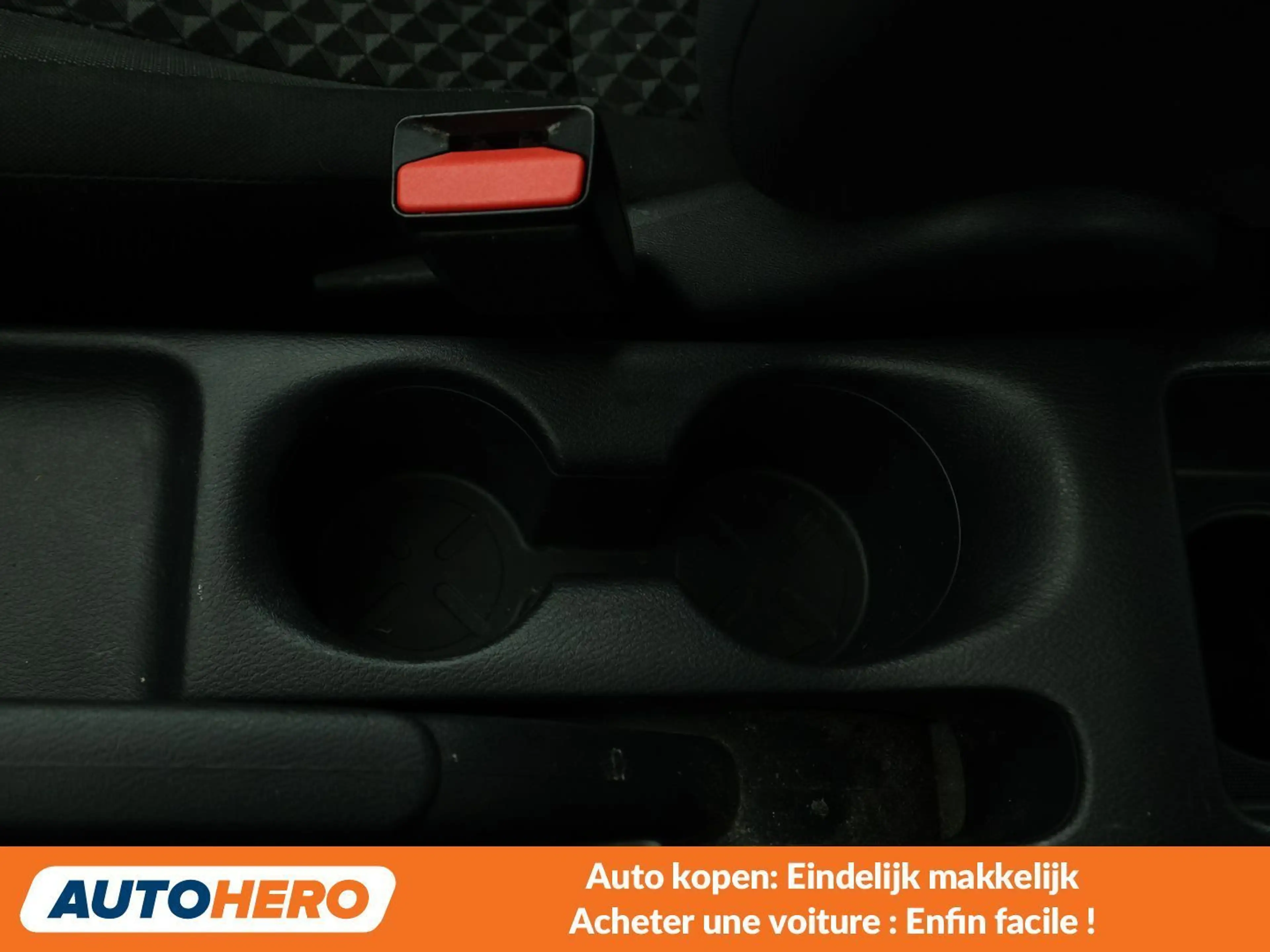 Nissan Micra 1.0 IG-T Acenta — photo 9