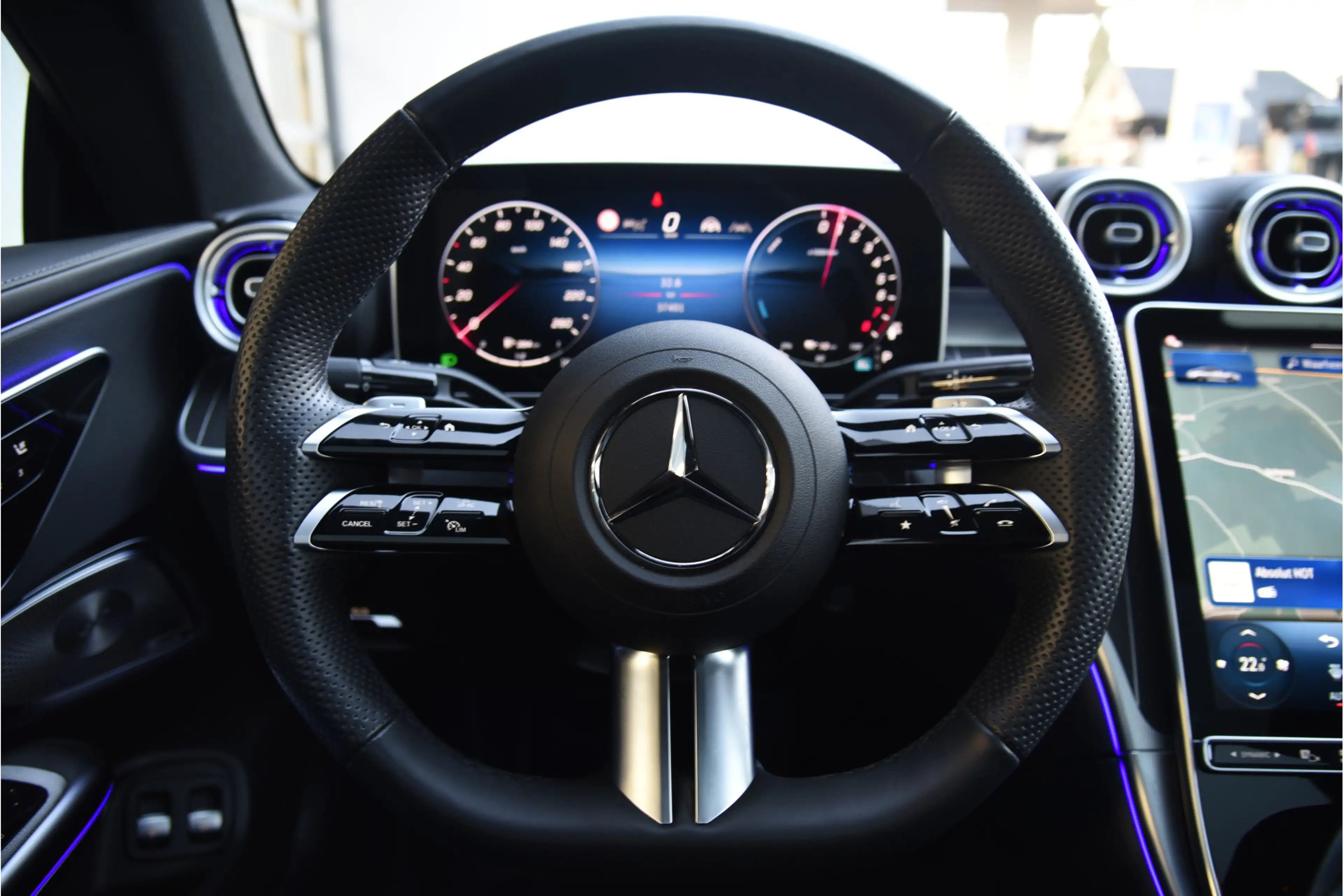 Mercedes-Benz CLE 300 Coupé e AMG Line — photo 9