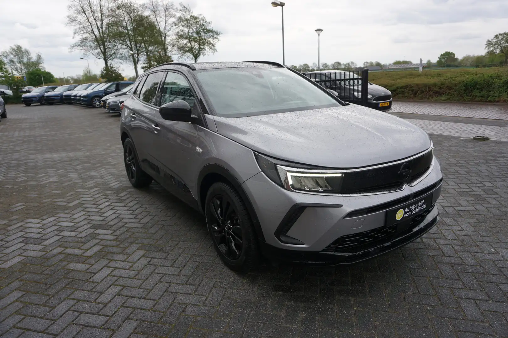 Opel Grandland 1.2 TURBO GS LINE NOV 2022 DEALER ONDERHOUDEN 4X Z Grijs - 2