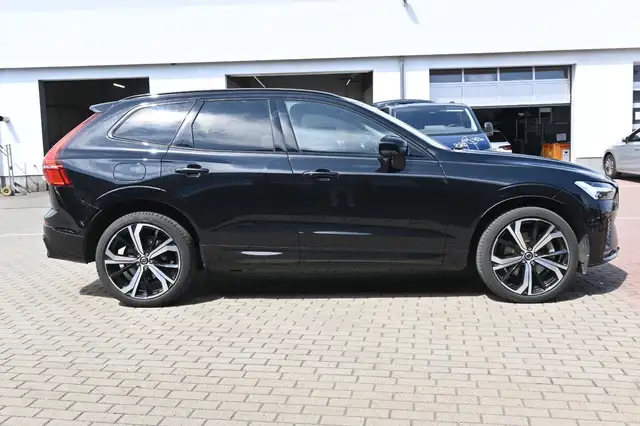 Volvo XC60 view 6
