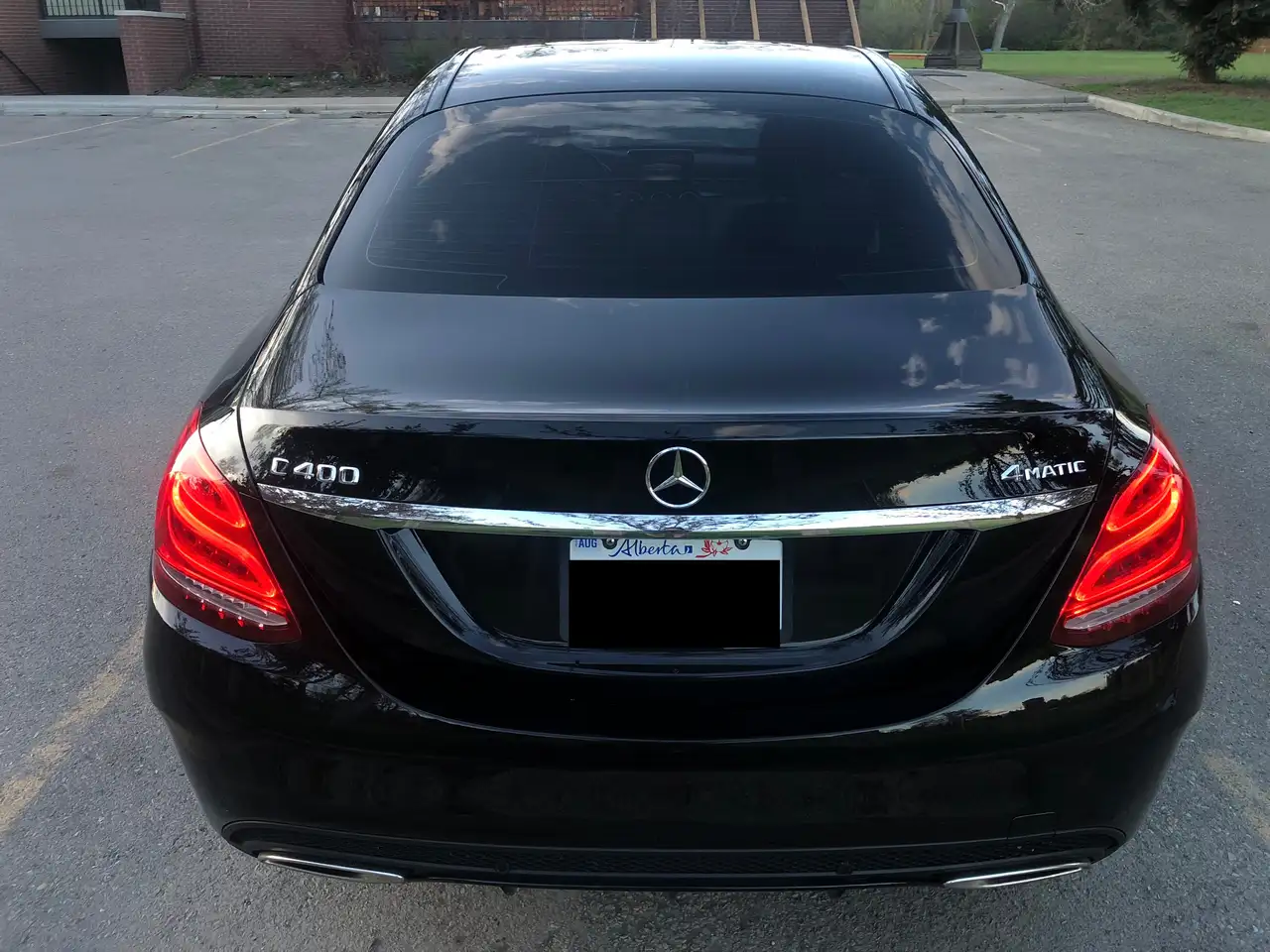 Mercedes-Benz C-Class снимка Mercedes-Benz C-Class