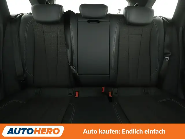 Audi A4 view 15