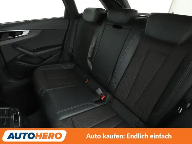 Audi A4 view 14