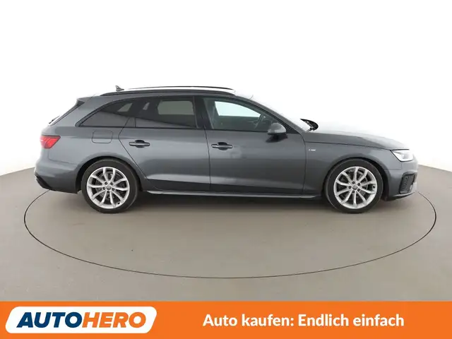 Audi A4 view 7