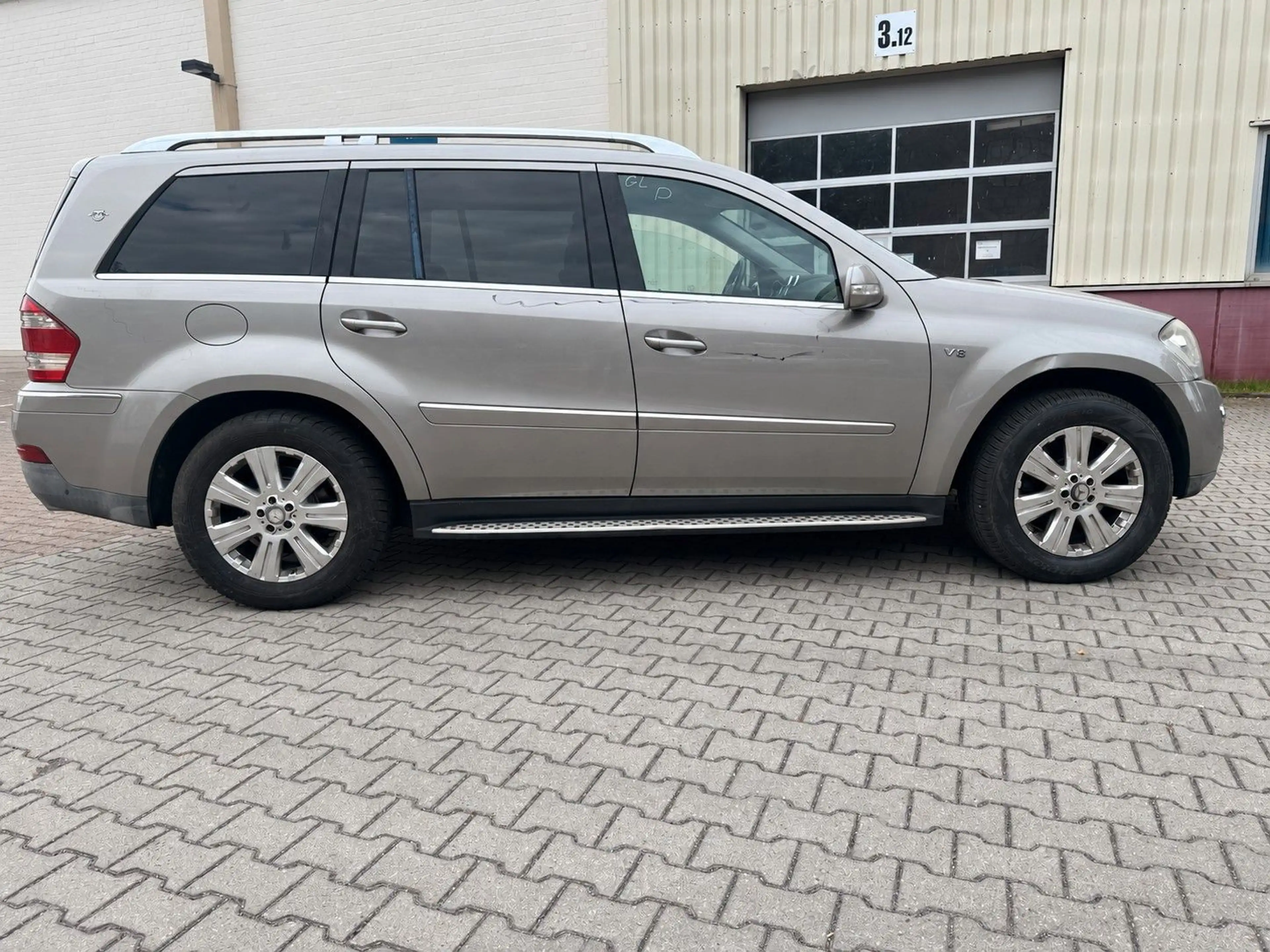 Mercedes-Benz GL 420 CDI 4Matic — photo 5