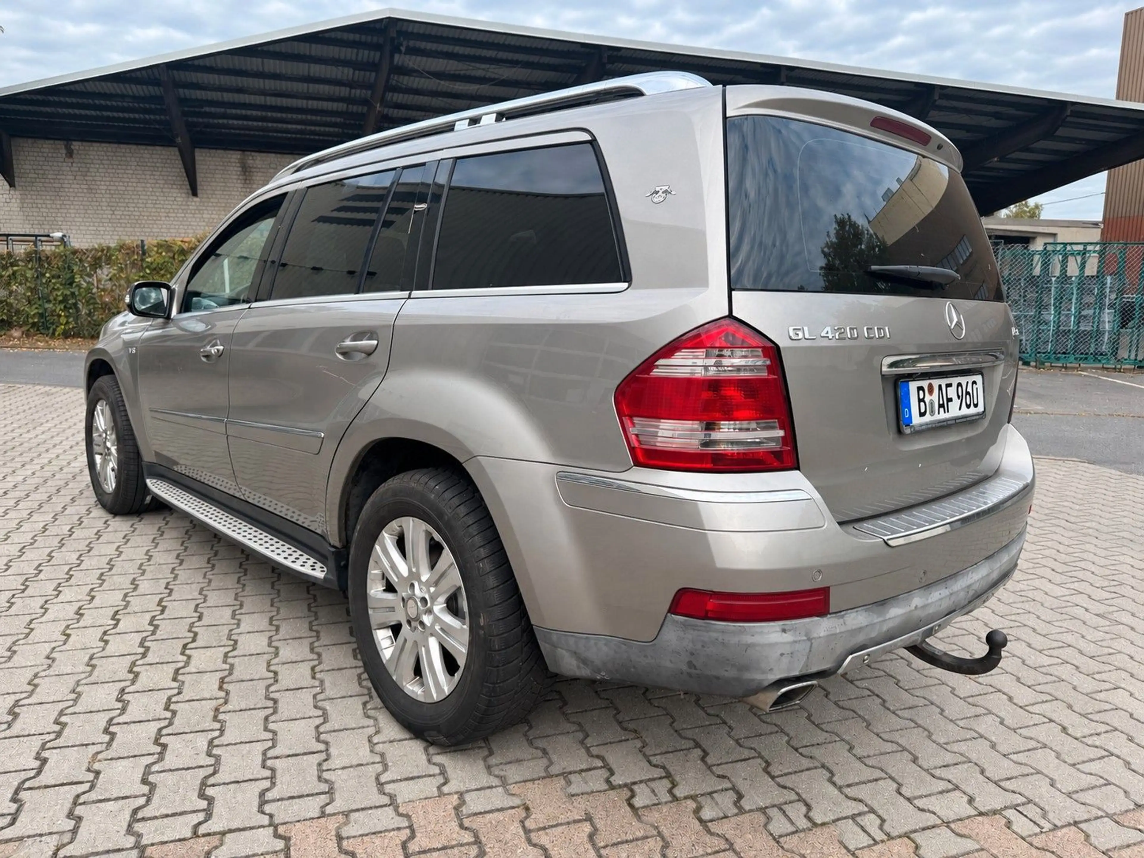Mercedes-Benz GL 420 CDI 4Matic — photo 3