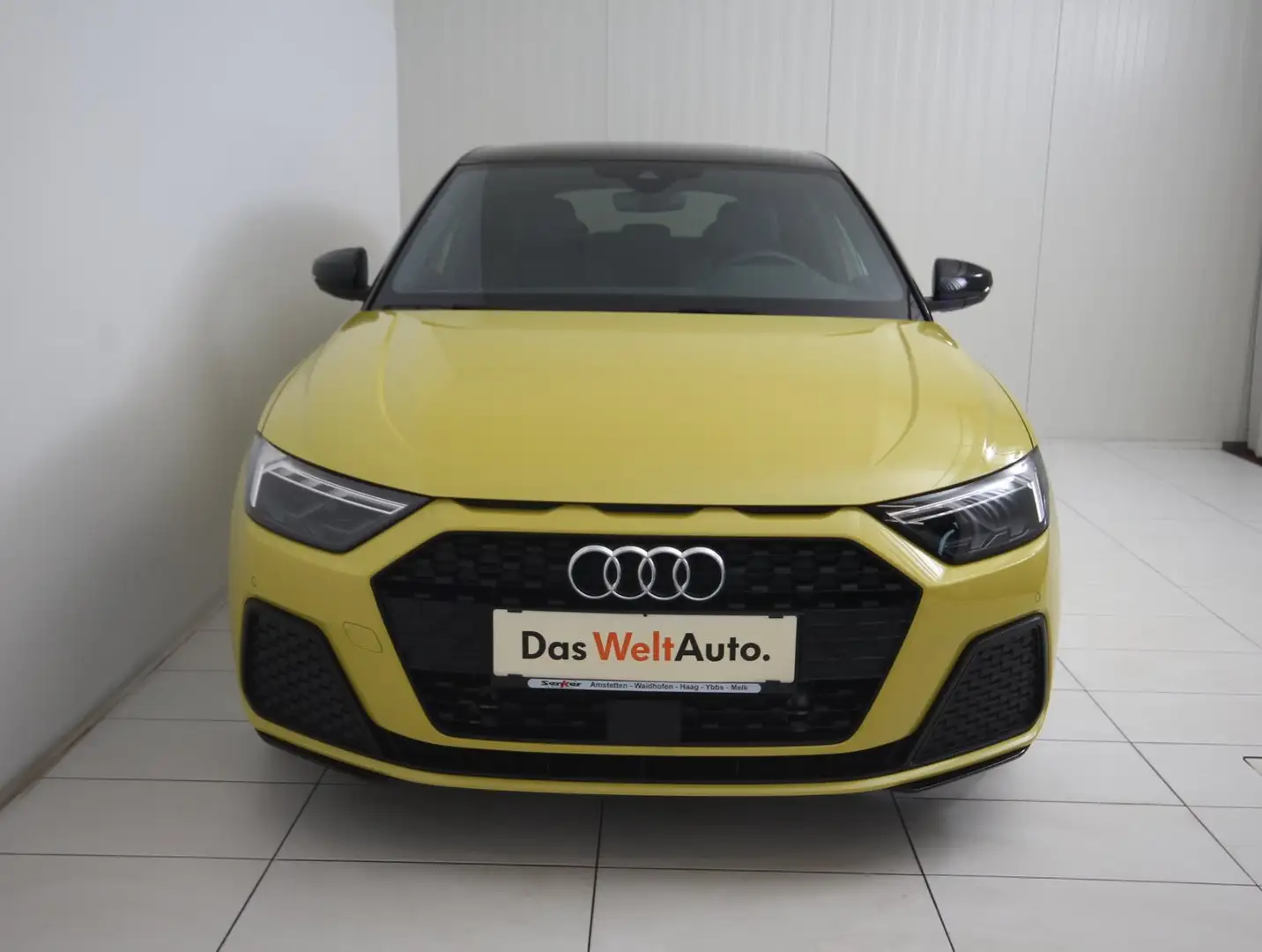Audi A1 30 TFSI intense Jaune - 2
