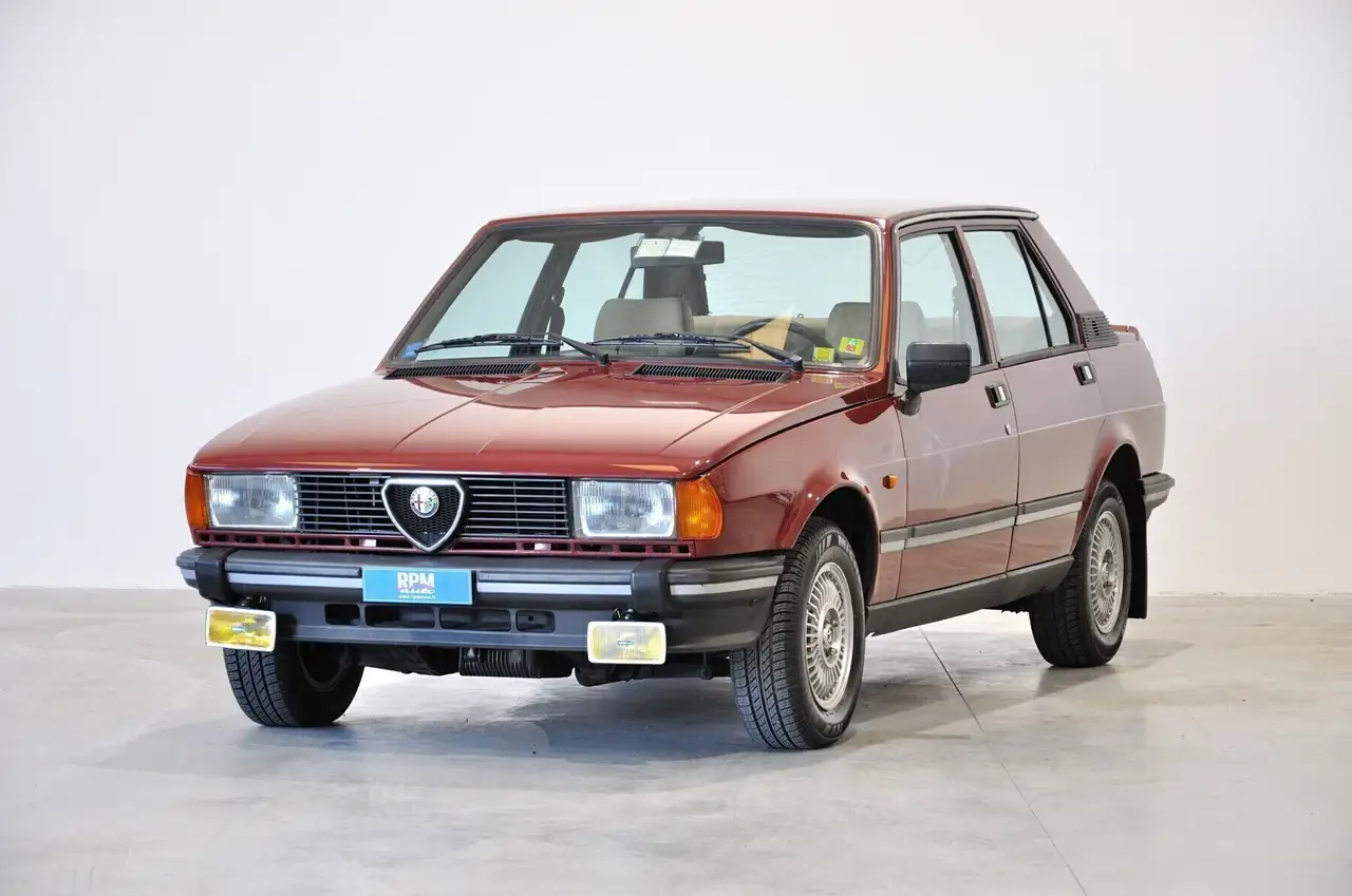 Alfa Romeo Giulietta 1.6 targhe nere MI, foto 3