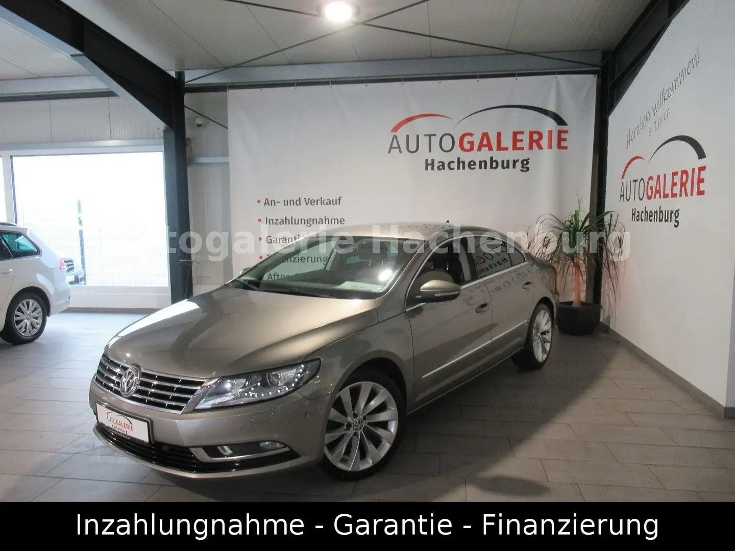 Volkswagen CC BMT / VOLLAUSSTATTUNG / AHK / GARANTIE Marrón - 1