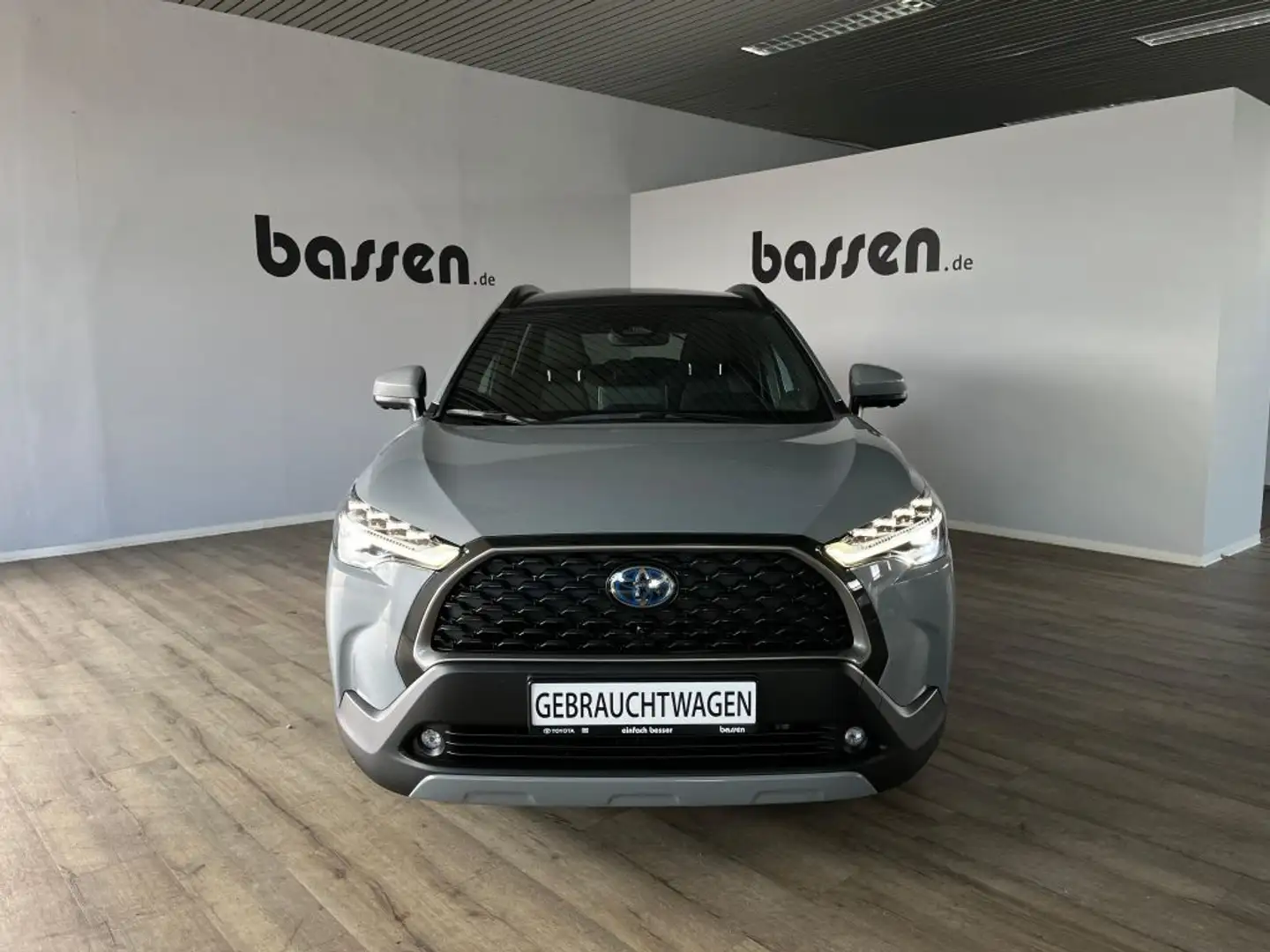 Toyota Corolla Cross Hybrid 2.0 VVT-i Lounge Grigio - 1