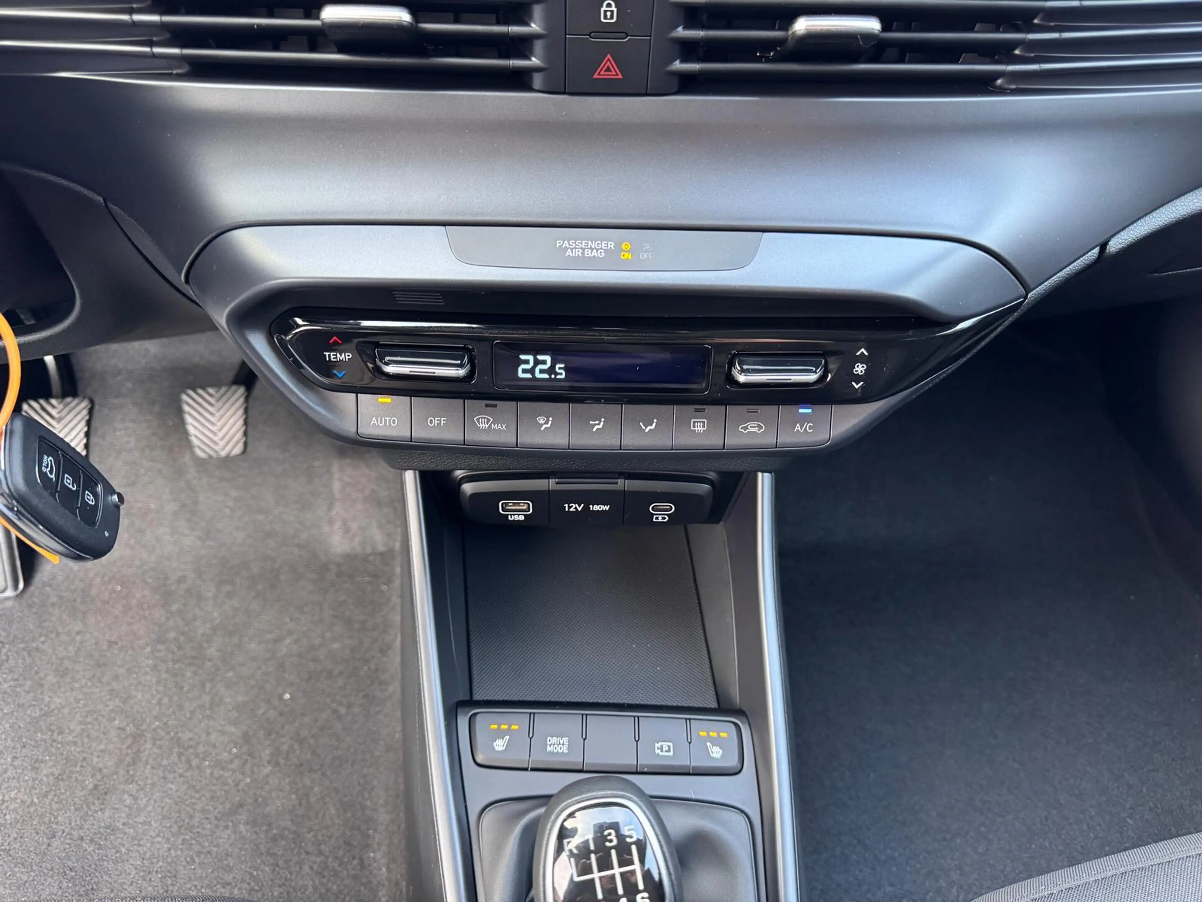 Hyundai i20 Family 66 kW (90 PS), Schaltgetriebe, Frontantrieb — photo 11