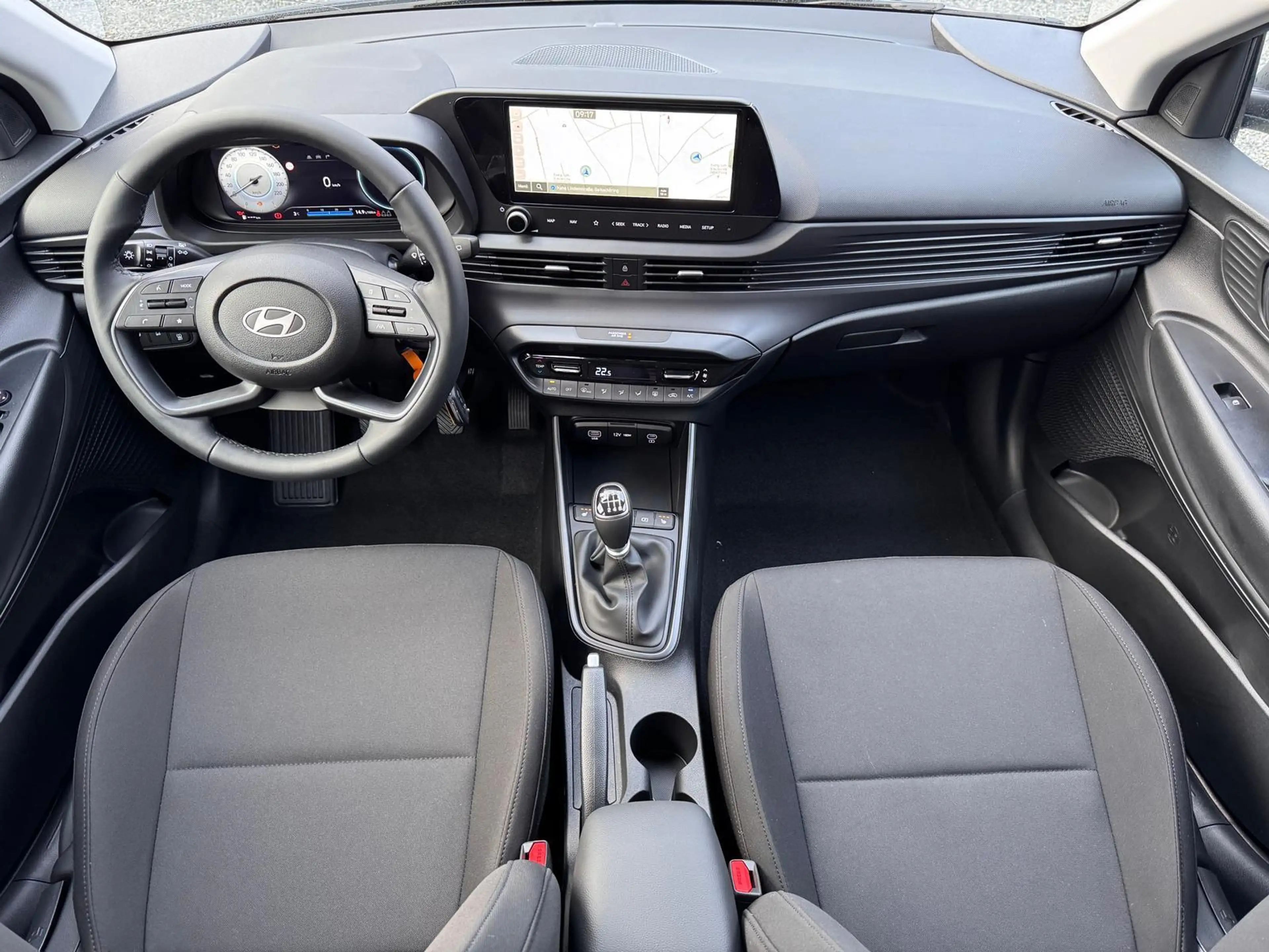 Hyundai i20 Family 66 kW (90 PS), Schaltgetriebe, Frontantrieb — photo 8