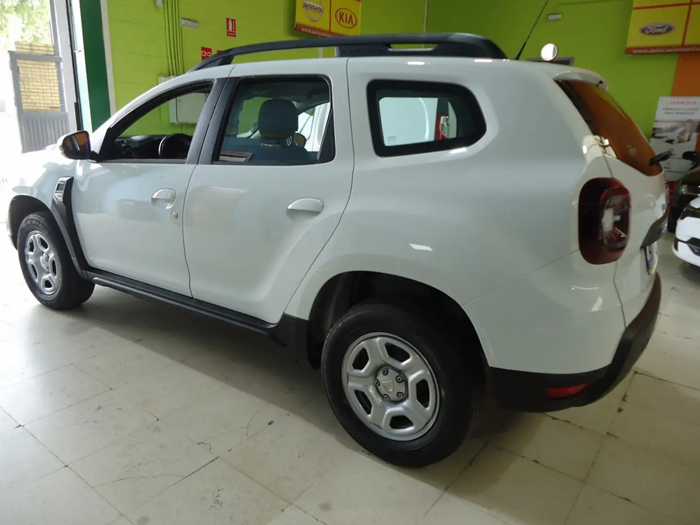 Dacia Duster 1.5Blue dCi Comfort 4x4 85kW Wit - 2