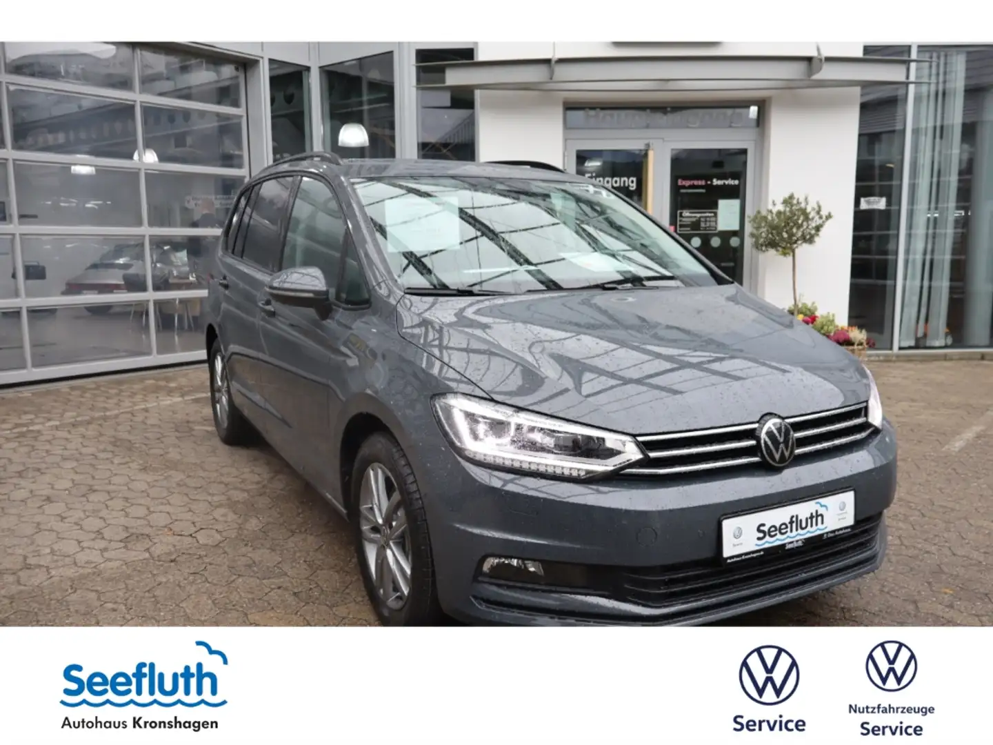 Volkswagen Touran 1.5 DSG IQ-Light AHK RFK 7-Sitzer Comfortline Grau - 1