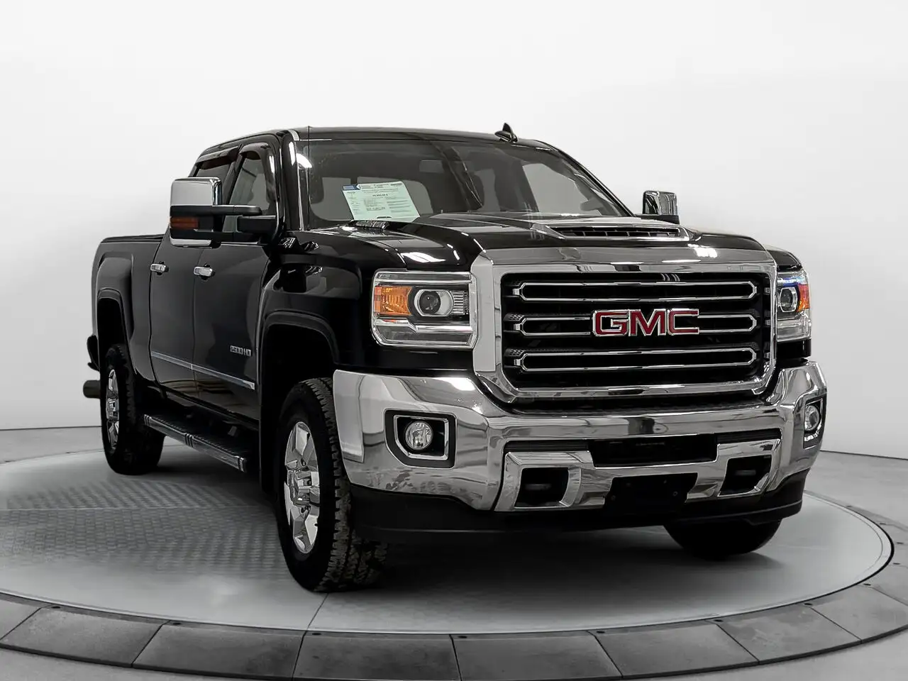GMC Sierra 2500HD снимка GMC Sierra 2500HD