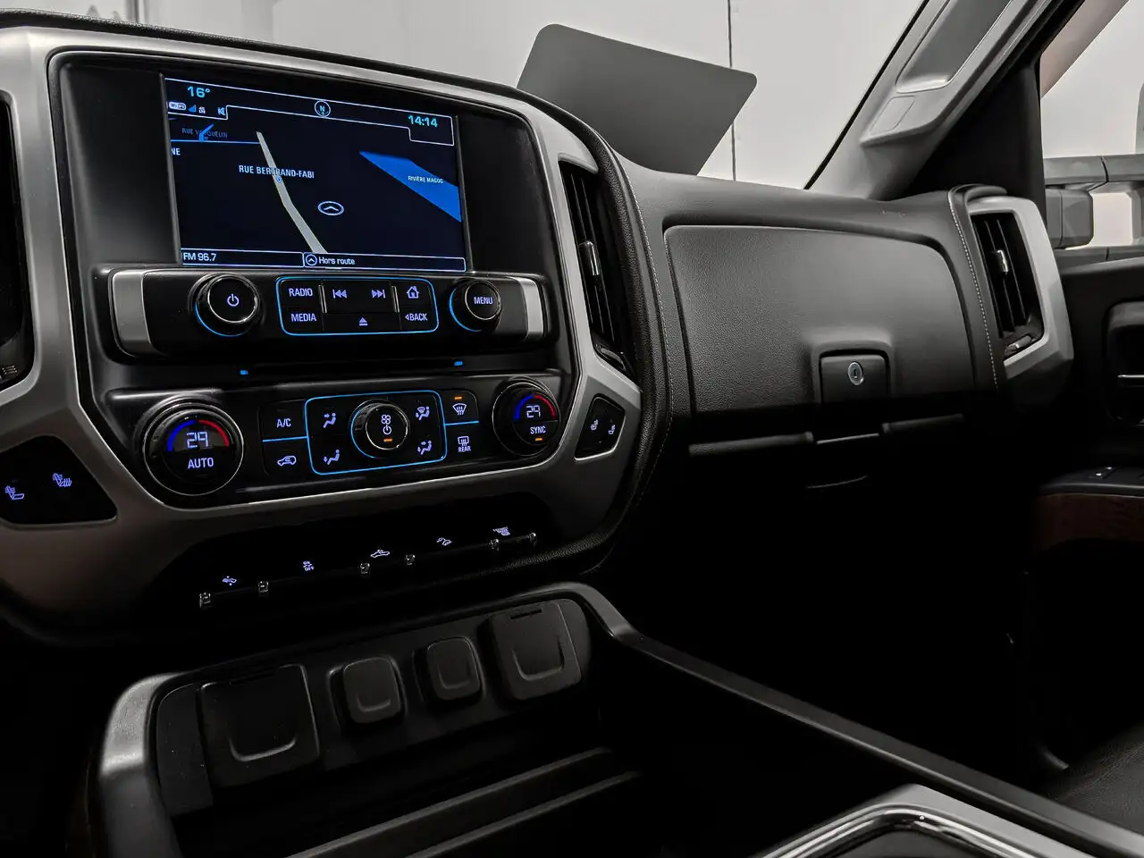 GMC Sierra 2500HD снимка GMC Sierra 2500HD