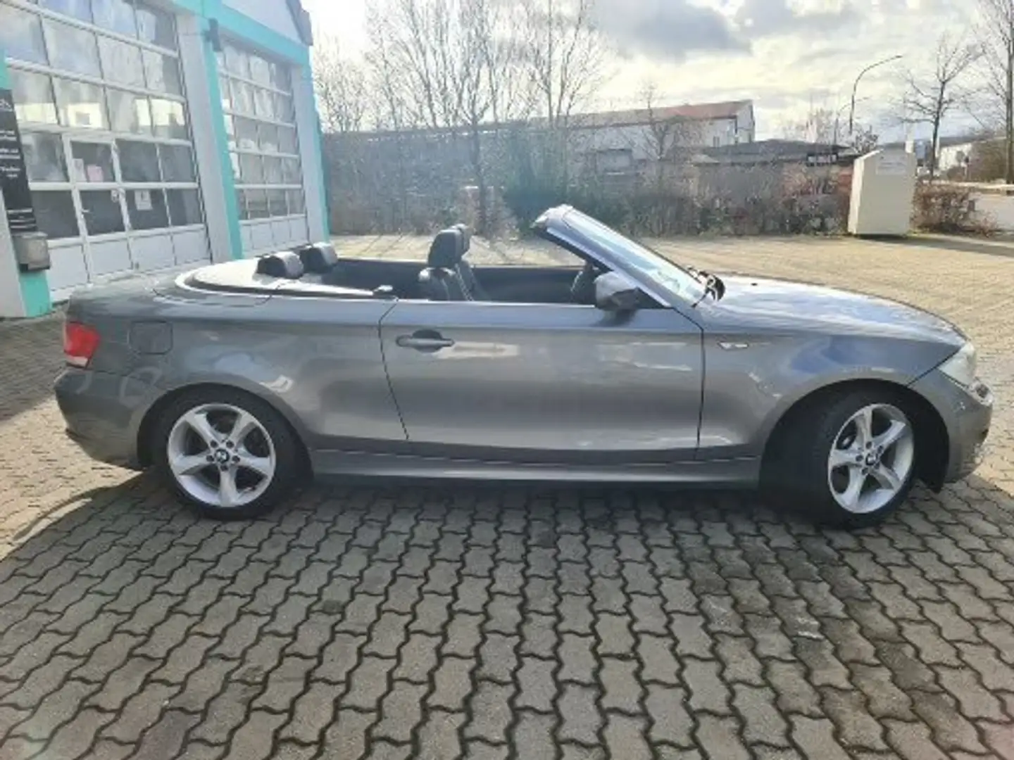 BMW 123 1er 123d Cabrio Szary - 2