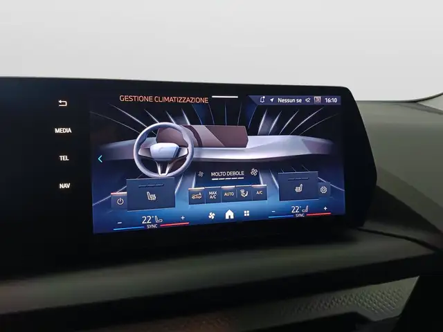 BMW 2 Series view 15