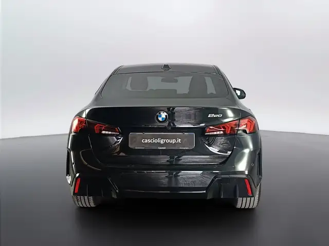 BMW 2 Series view 5