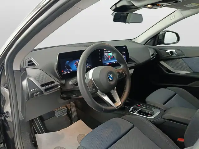 BMW 2 Series view 7