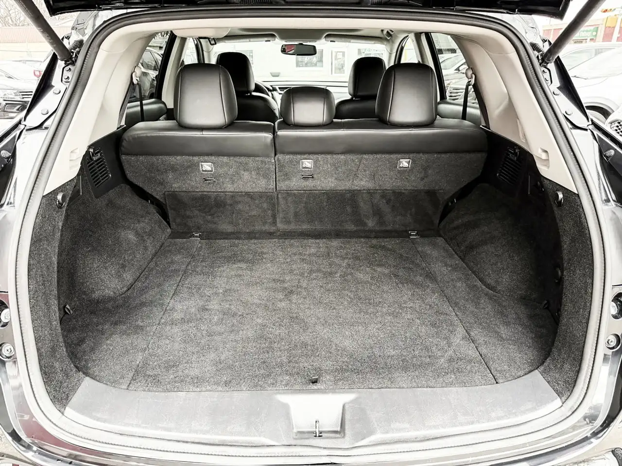 Nissan Murano снимка Nissan Murano