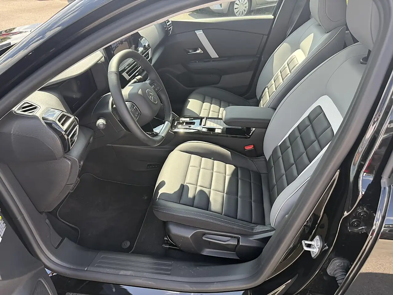 Citroen C4 2026 — фото 14
