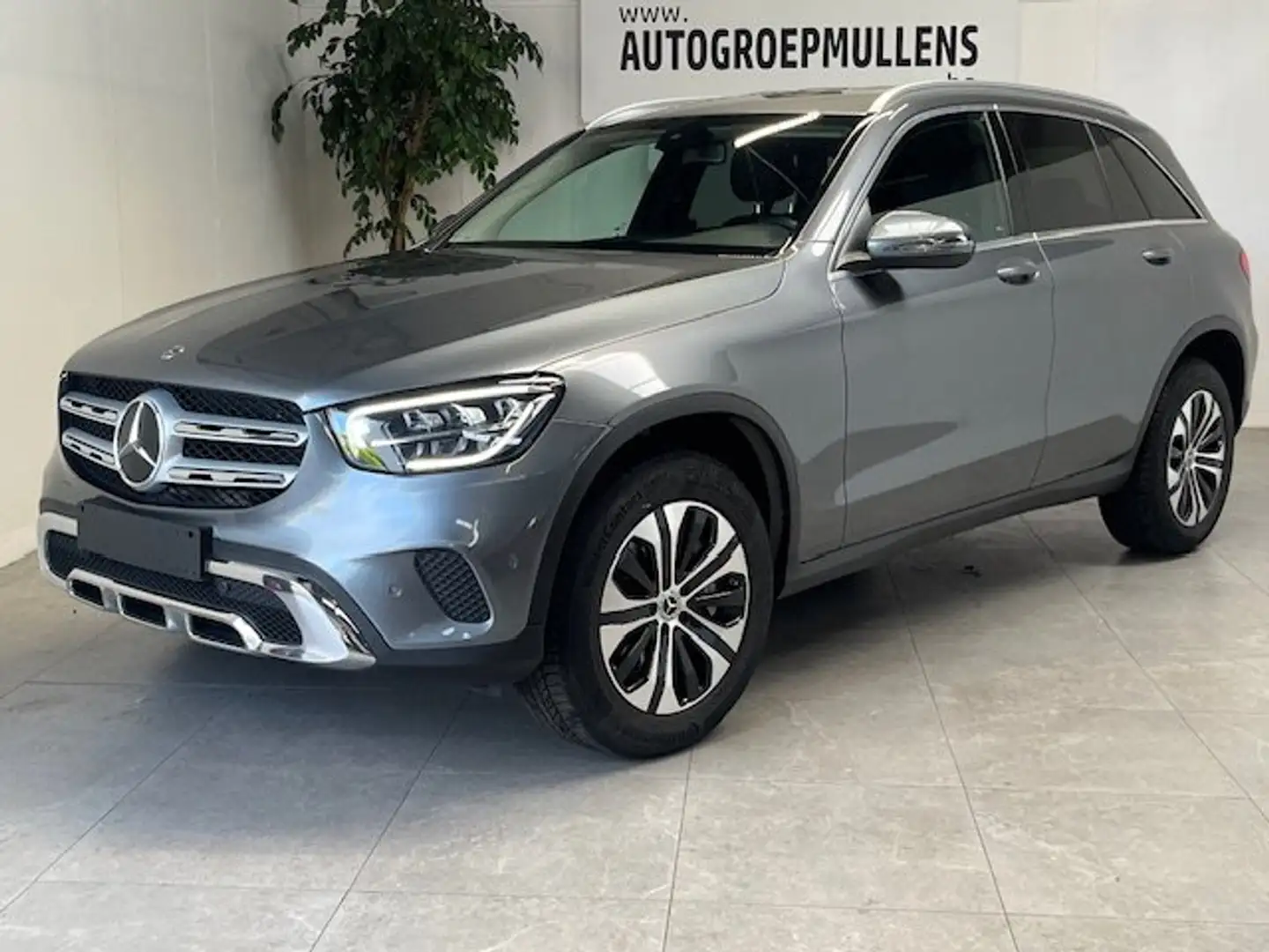 Mercedes-Benz GLC 300 GLC 300 e 4MATIC Business Solution 320 PK 9 Troni Grey - 1