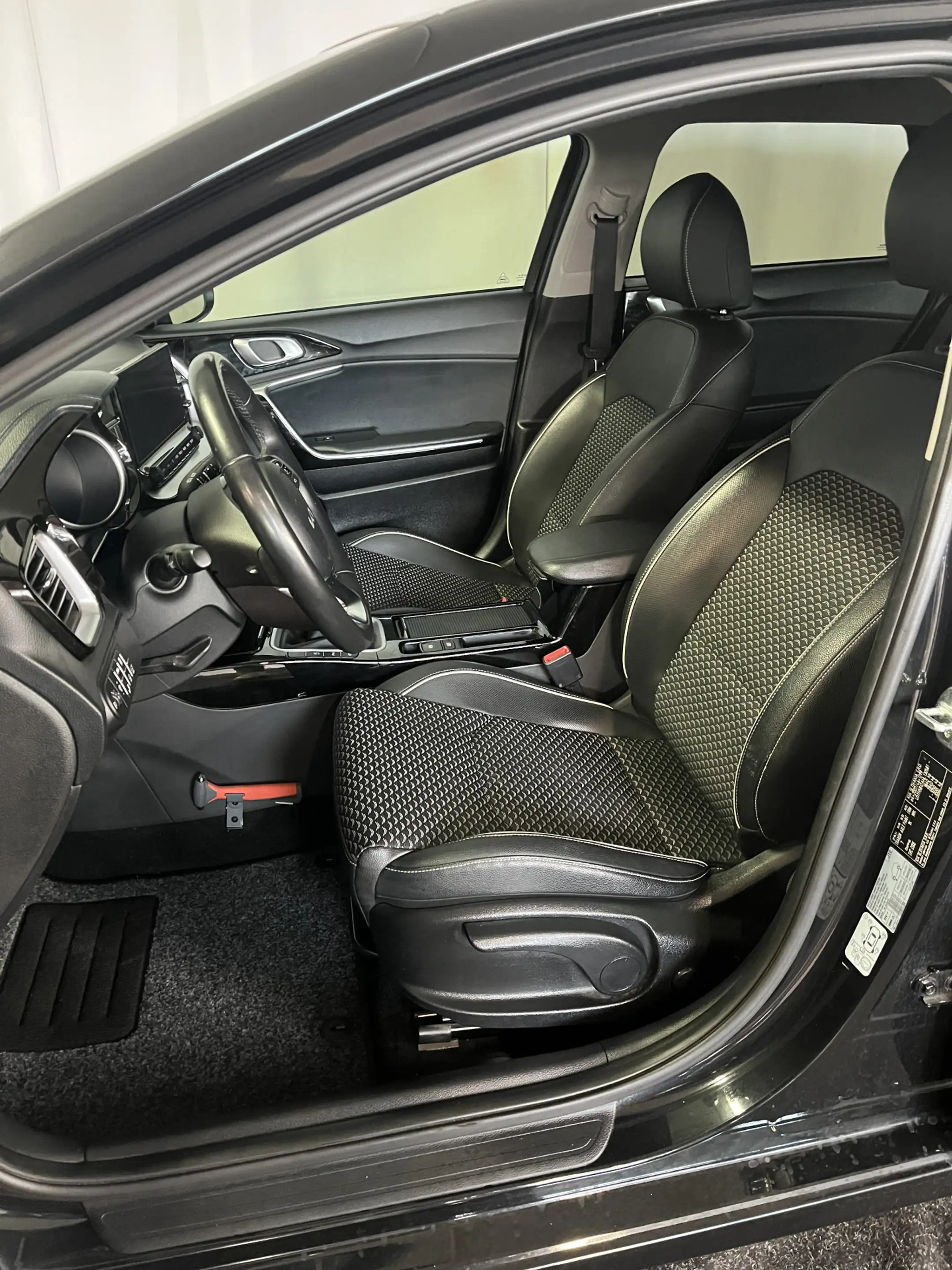 Kia Ceed SW / cee'd SW Sportswagon 1.0 T-GDi DynamicPlusLine 1E EIGN/ECC/ — photo 5
