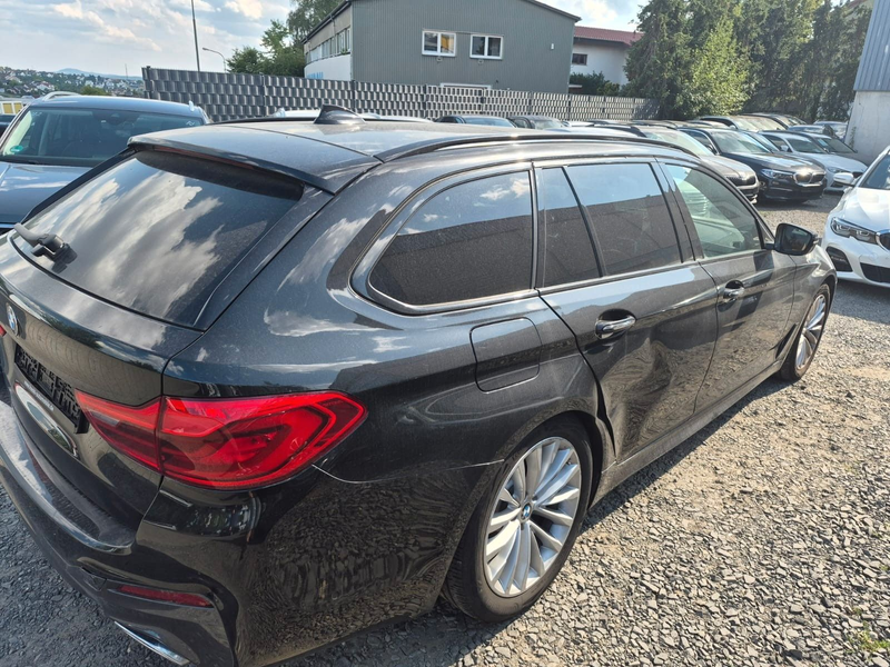 BMW 530 Touring d xDrive M Sport  Shadow Line — photo 11