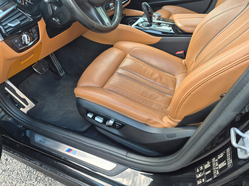 BMW 530 Touring d xDrive M Sport  Shadow Line — photo 5