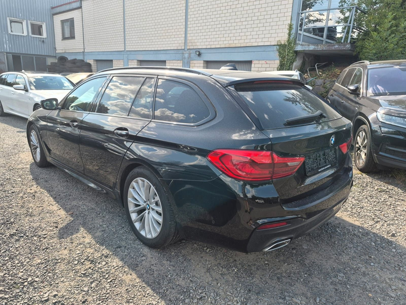 BMW 530 Touring d xDrive M Sport  Shadow Line — photo 3