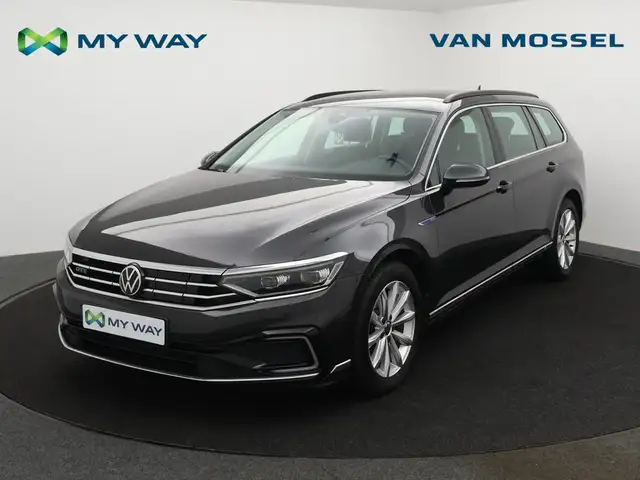 Volkswagen Passat Variant Passat Variant GTE Business 1.4TSI eHybrid PHEV 218PK *AUTOMAAT*NAVI*BLTH*ADAPTIVE CRUISE*PDC*...