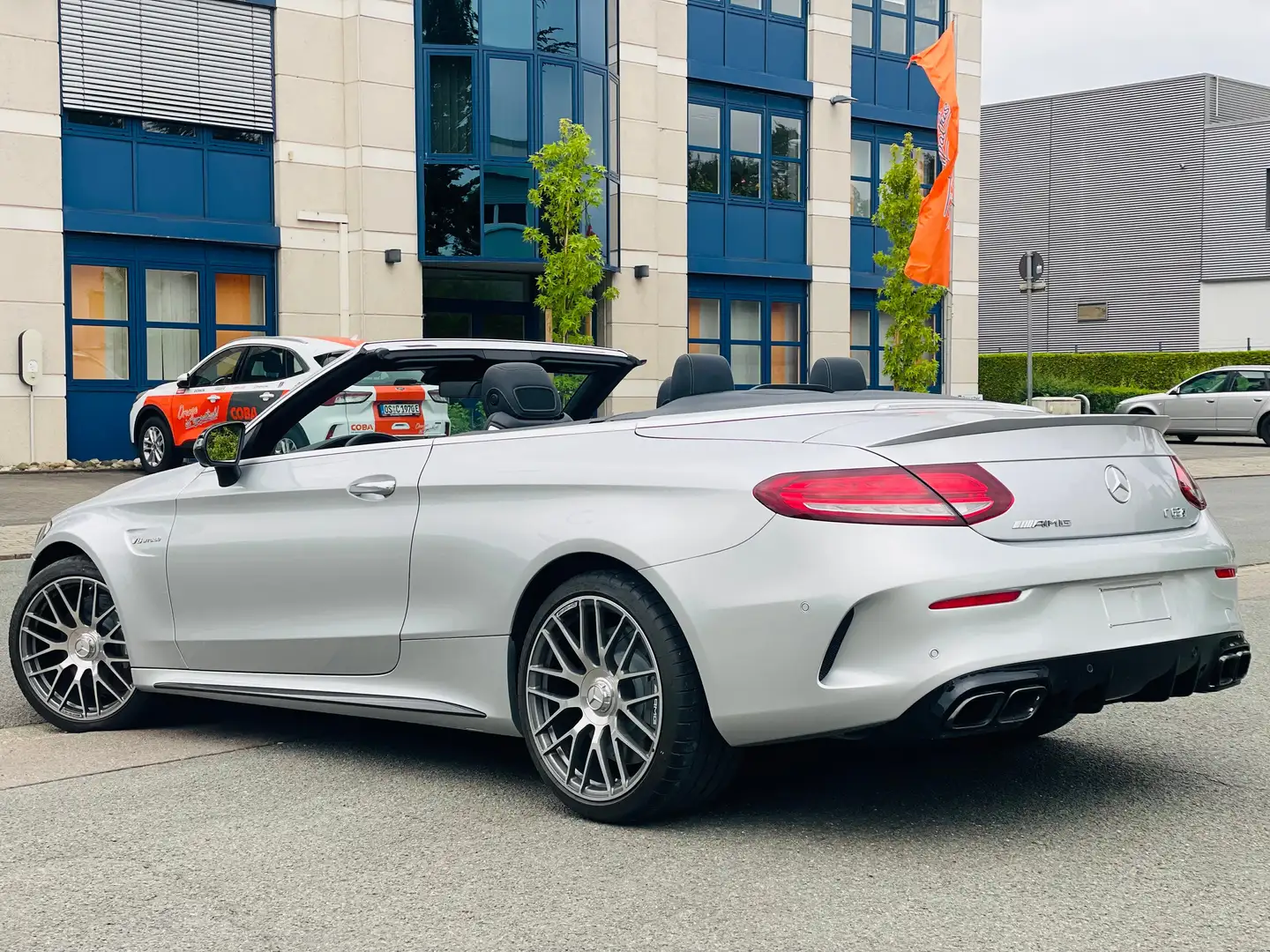 Mercedes-Benz C 63 AMG C63 AMG CABRIO FACELIFT/GARANTIE/AMG-PERFOMANCE Silber - 2