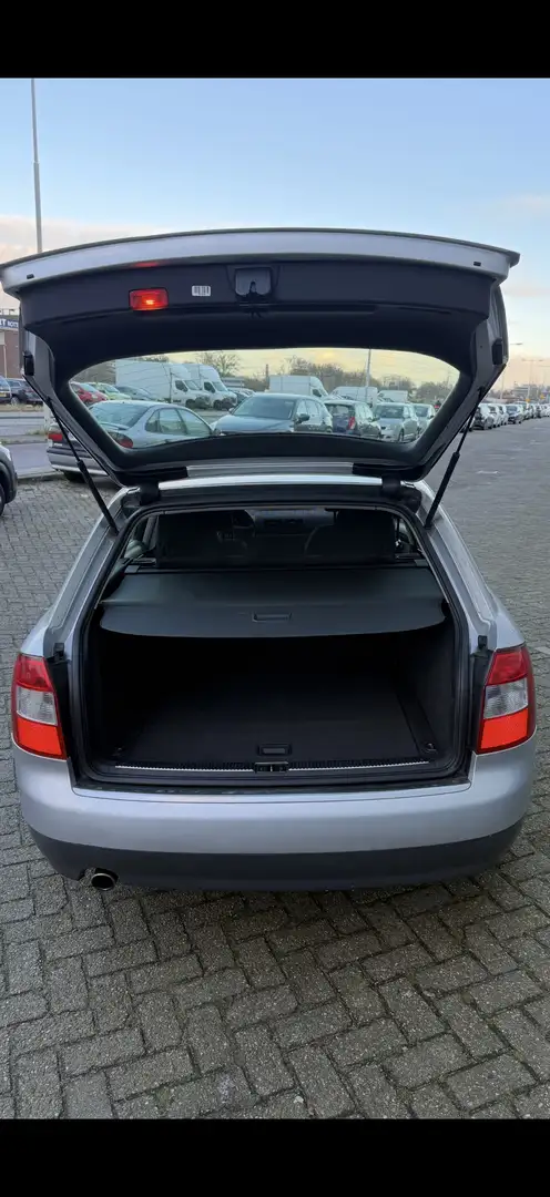 Audi A4 Avant 2.0 Zilver - 2